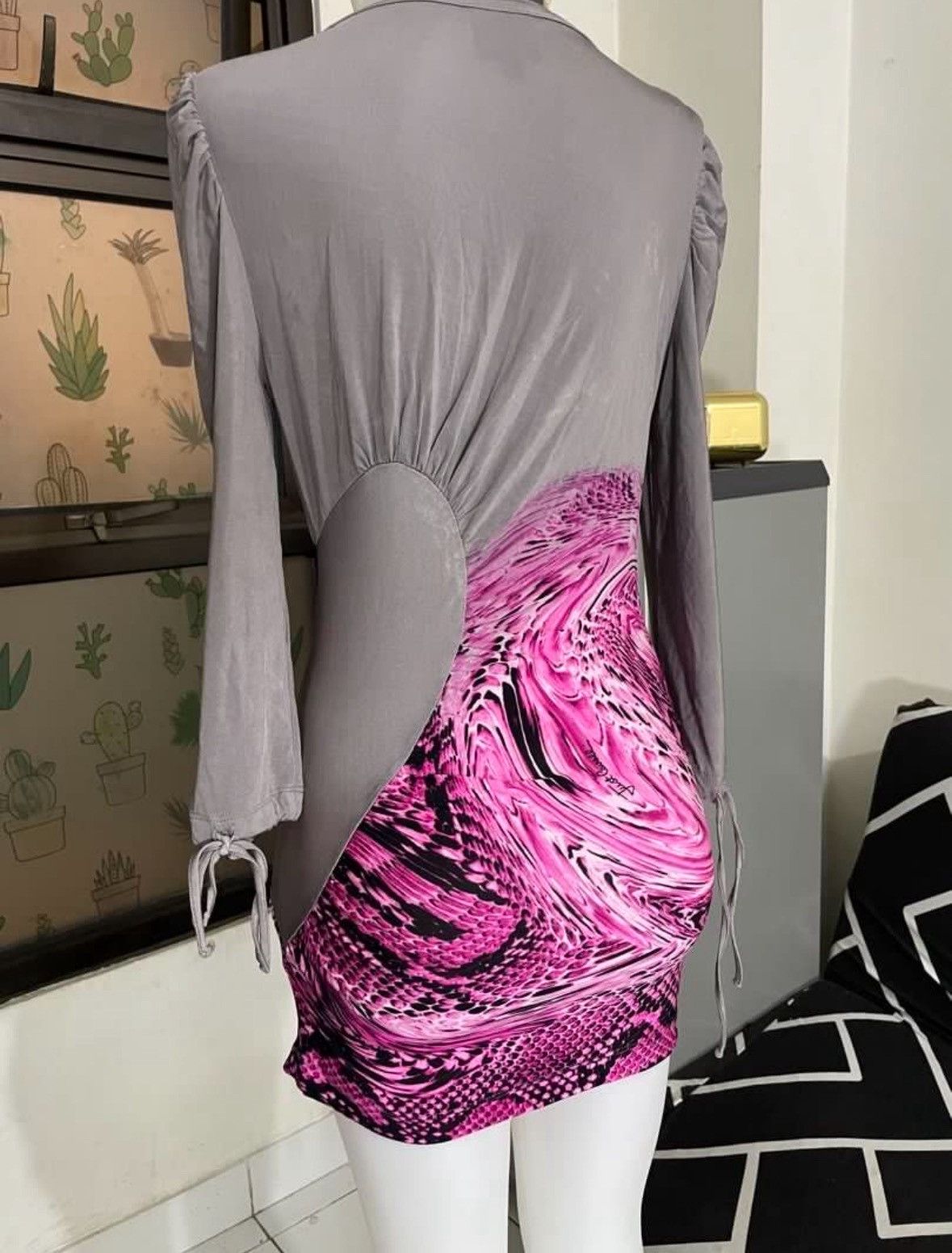 Roberto Cavalli Y2K Phyton Snake Print Mini Dress Size XS / US 0-2 / IT 36-38 - 6 Thumbnail