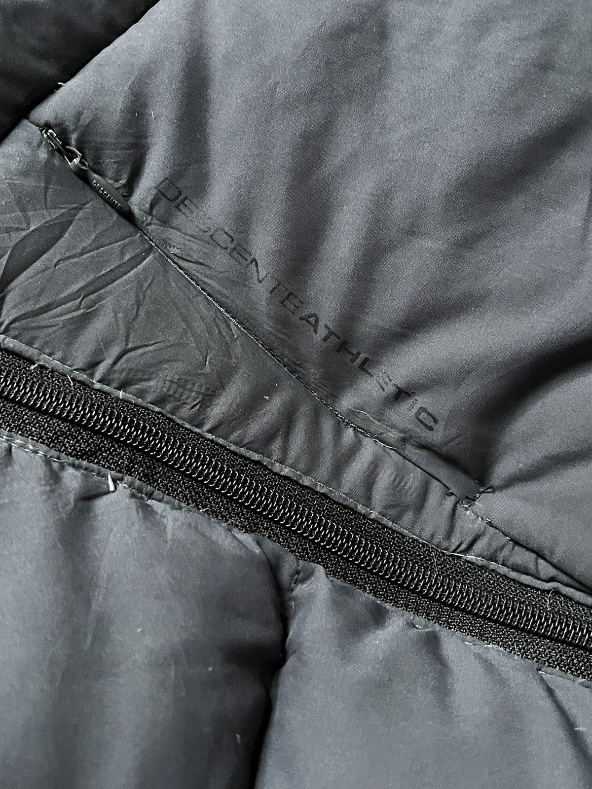Descente Vintage Descente Down Puffer Ski Jacket Gorpcore Japanese Size US M / EU 48-50 / 2 - 7 Thumbnail