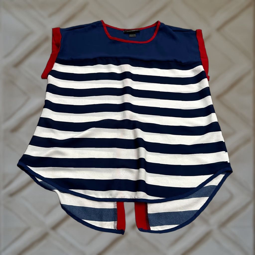 Vintage Ashley Stewart Blouse Women 12 Blue White Red Striped Sleeveless Back Slit Tunic Size XXL / US 16-18 / IT 52-54 - 1 Thumbnail