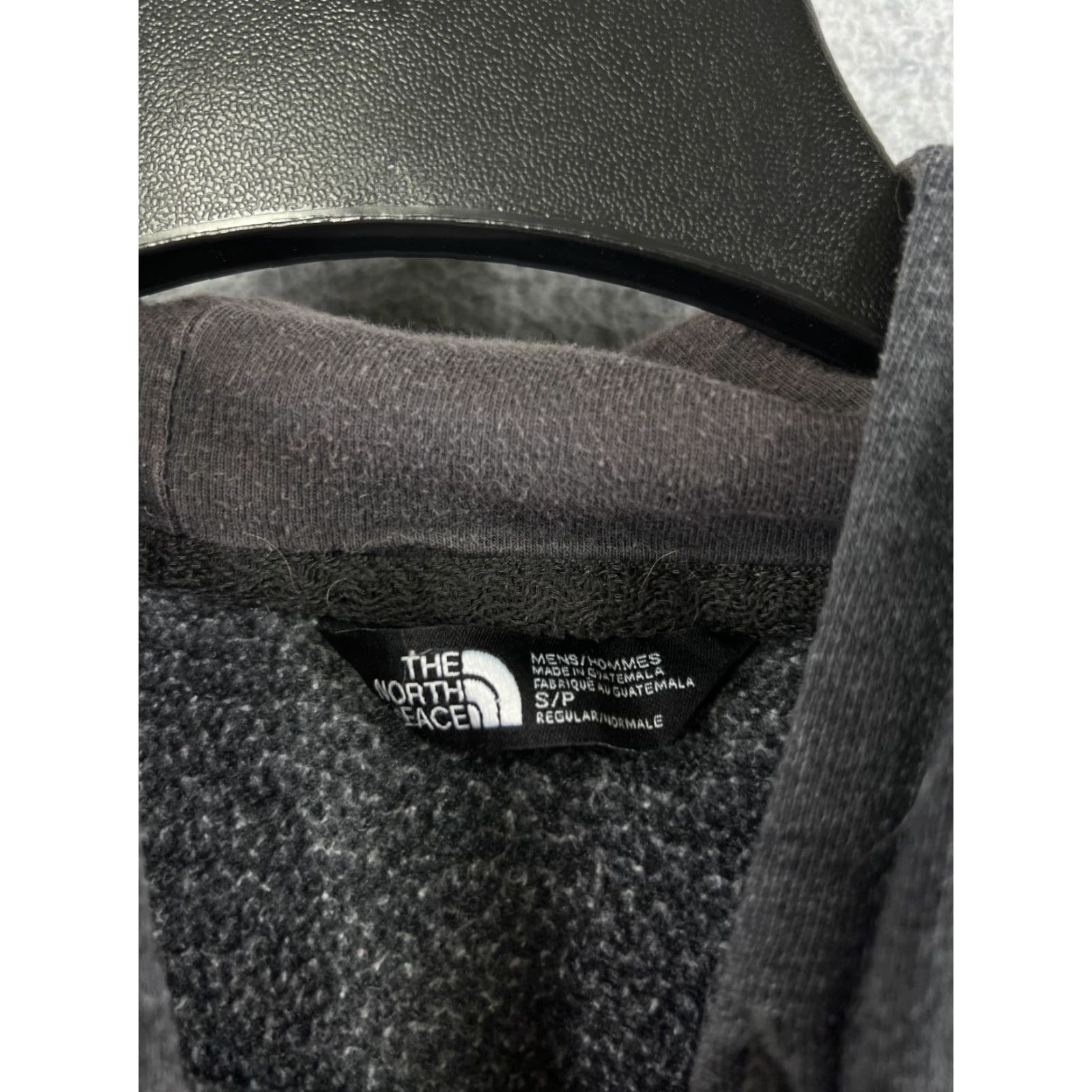 The North Face The North Face Mens Hoodie Hoodie Small Gray Cotton Blend Jersey Pilling, logo shows cracking, please review all photos. Size US S / EU 44-46 / 1 - 3 Thumbnail