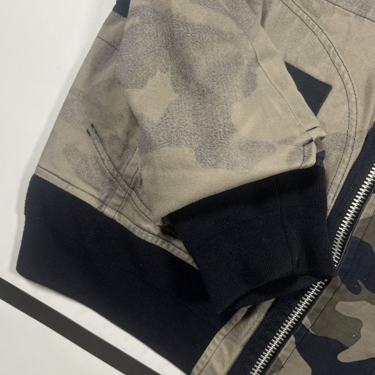 Sacai |[ FW18 Runway Sacai Reconstructed Camo Hooded Bomber ]| Size US M / EU 48-50 / 2 - 11 Thumbnail