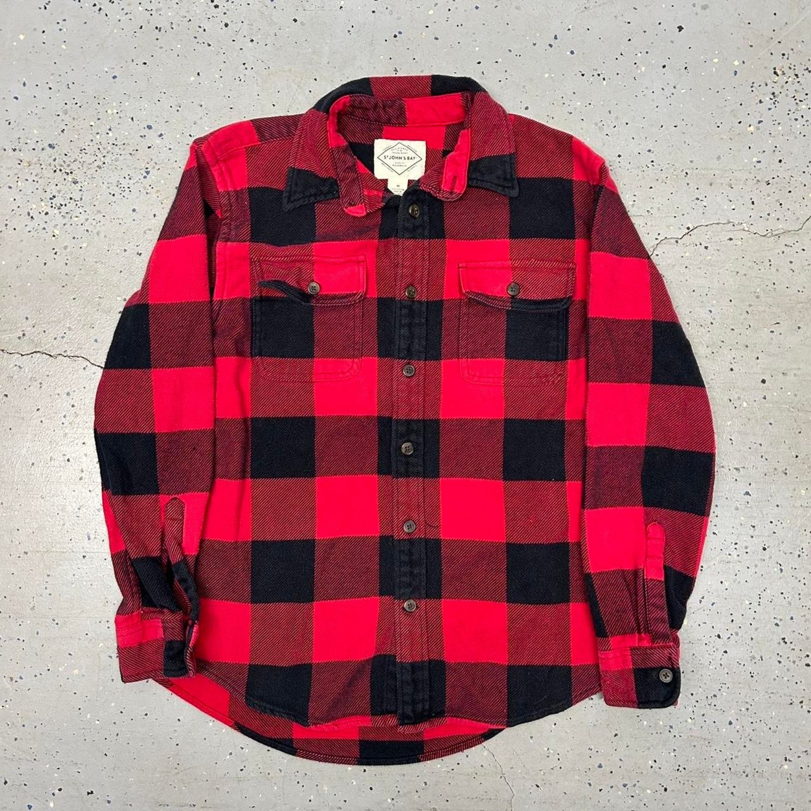 Other Red and black St. Johns bay plaid button-up shirt Size US M / EU 48-50 / 2 - 1 Thumbnail