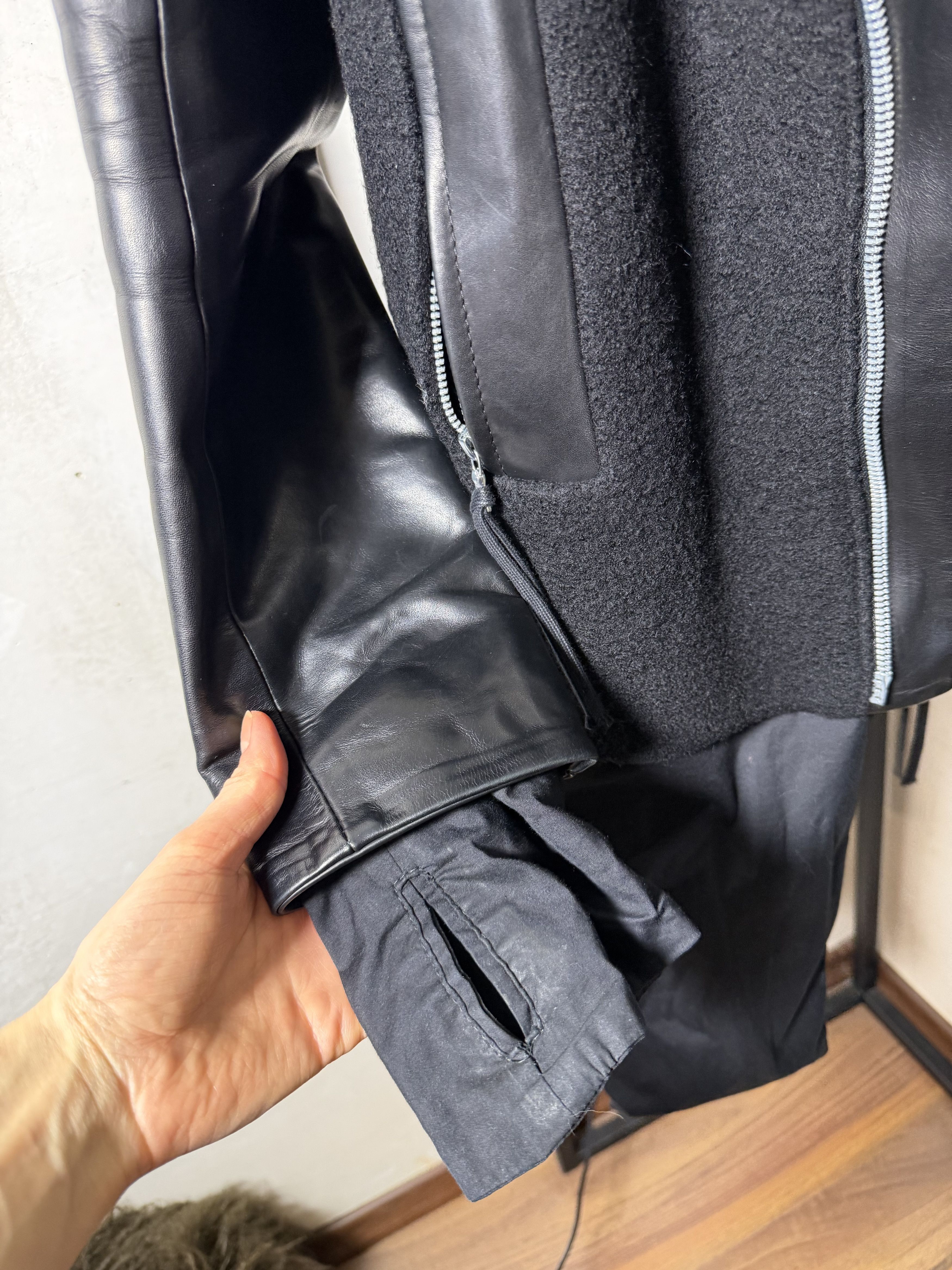 Boris Bidjan Saberi Boris Bidjan Saberi J1 Black Boch Skin Metal Clip Jacket Size US XL / EU 56 / 4 - 13 Thumbnail