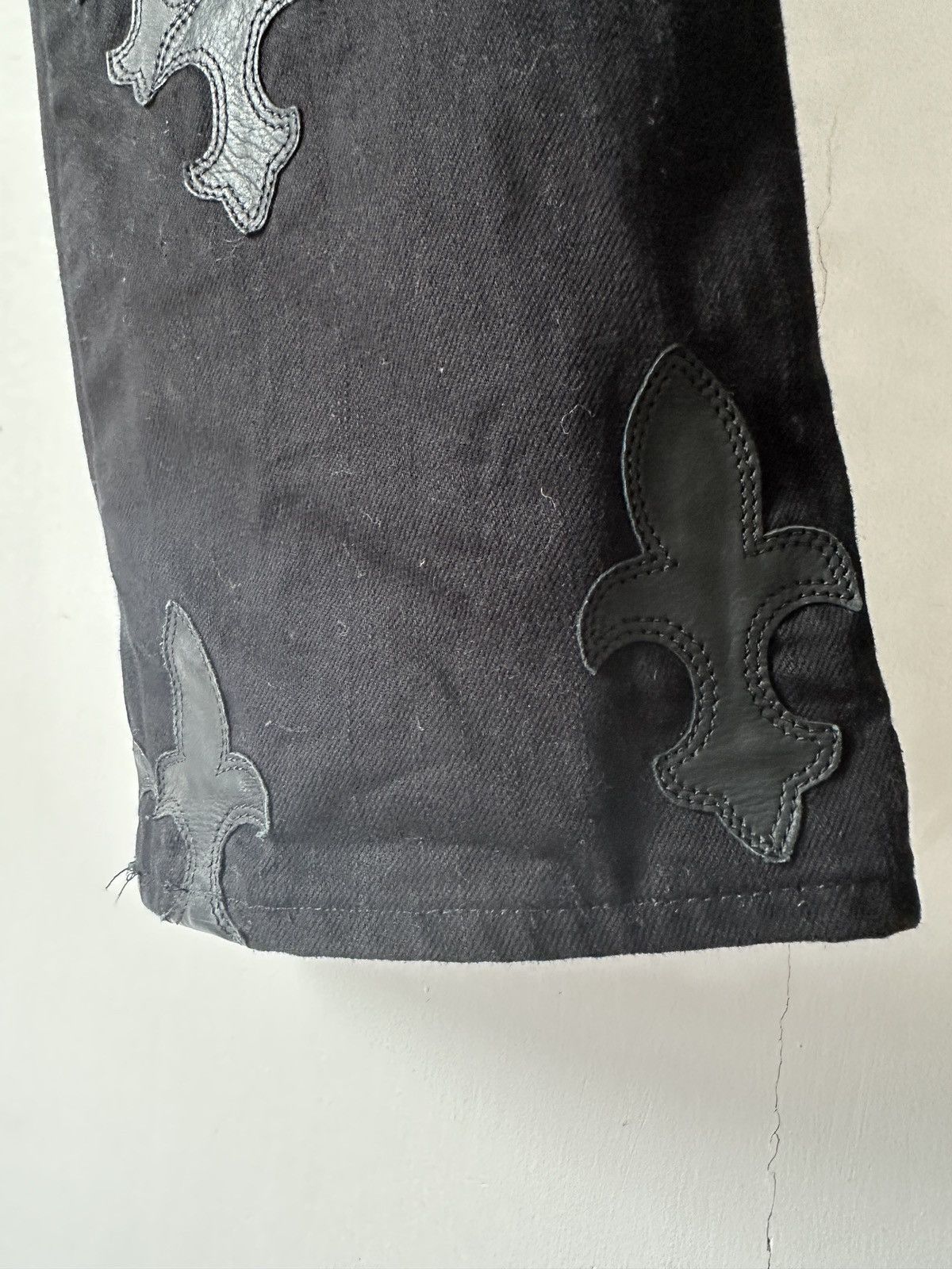 Chrome Hearts Chrome Hearts Le Fleur Leather Patch Double Knee Denim Jeans Size US 34 / EU 50 - 10 Thumbnail
