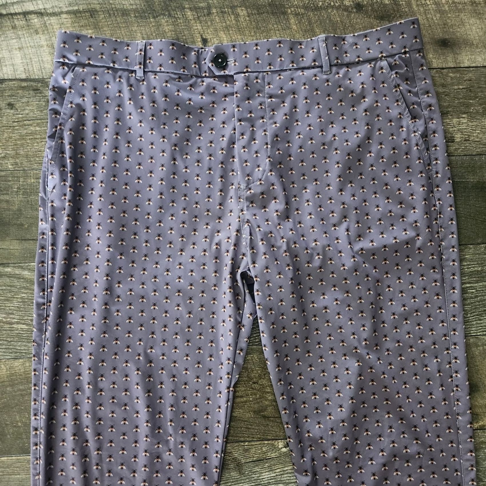 Vintage Greyson Montauk Pants Mens 38x32 Golf Stretch Performance Queen Bee AOP Animals Size US 38 / EU 54 - 3 Thumbnail