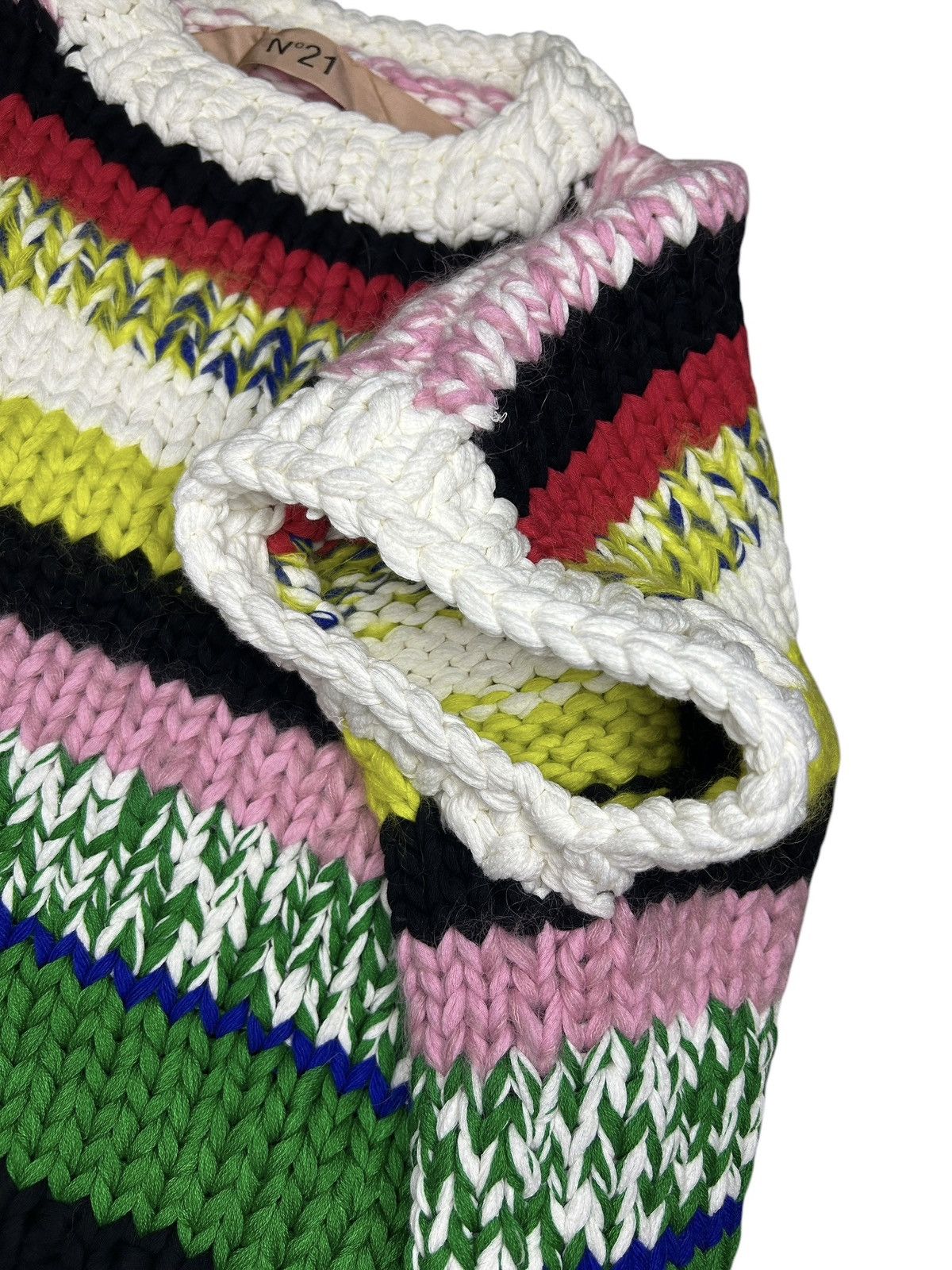 No. 21 S/S 22 Hand Knitted Vest Size ONE SIZE - 4 Thumbnail