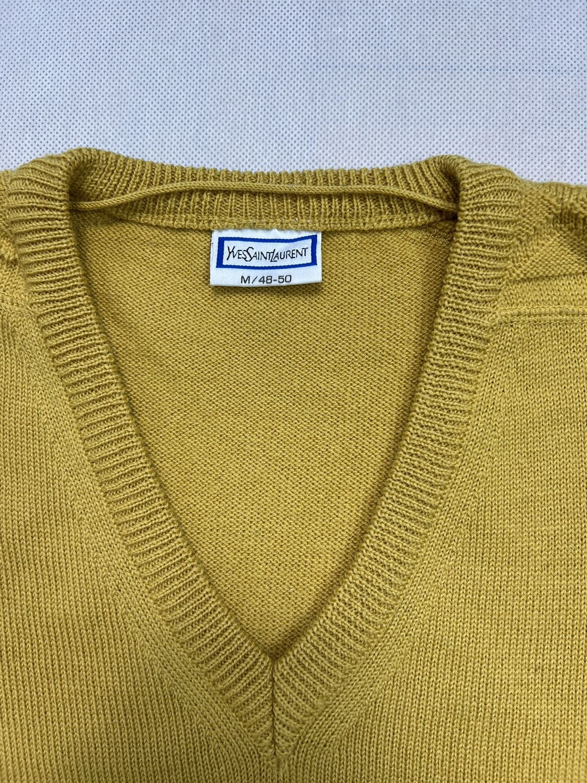 Vintage Sweater Yves Saint Laurent YSL vintage 80’s 90’s wool Size US M / EU 48-50 / 2 - 3 Thumbnail