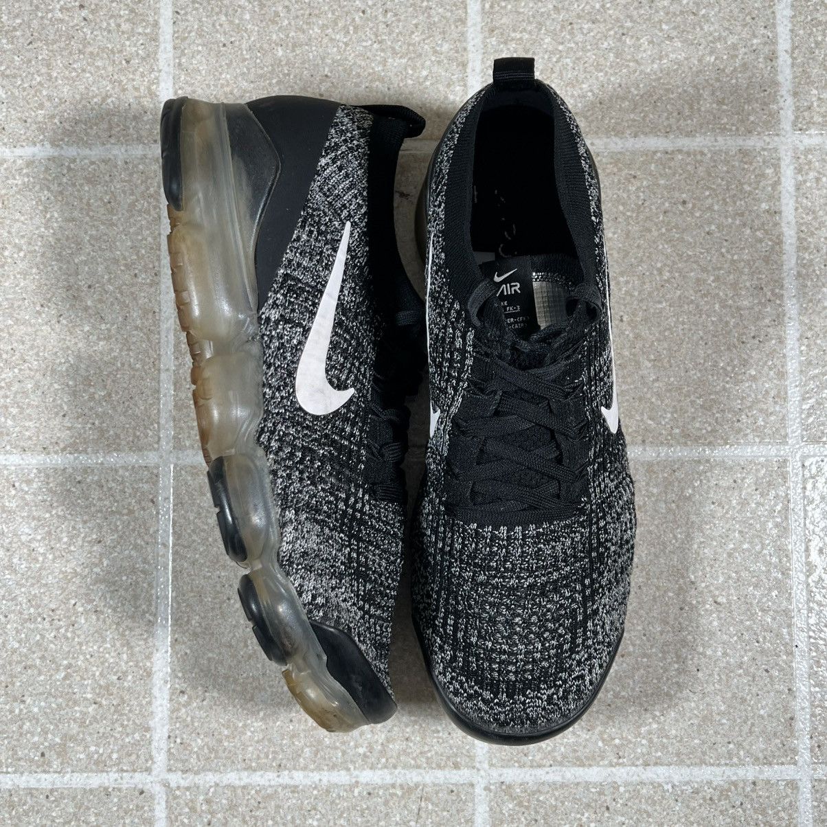 Nike Nike Air Vapormax Flyknit 3 Shoes 10.5 Black Oreo Sneakers Size US 10.5 / EU 43-44 - 2 Thumbnail