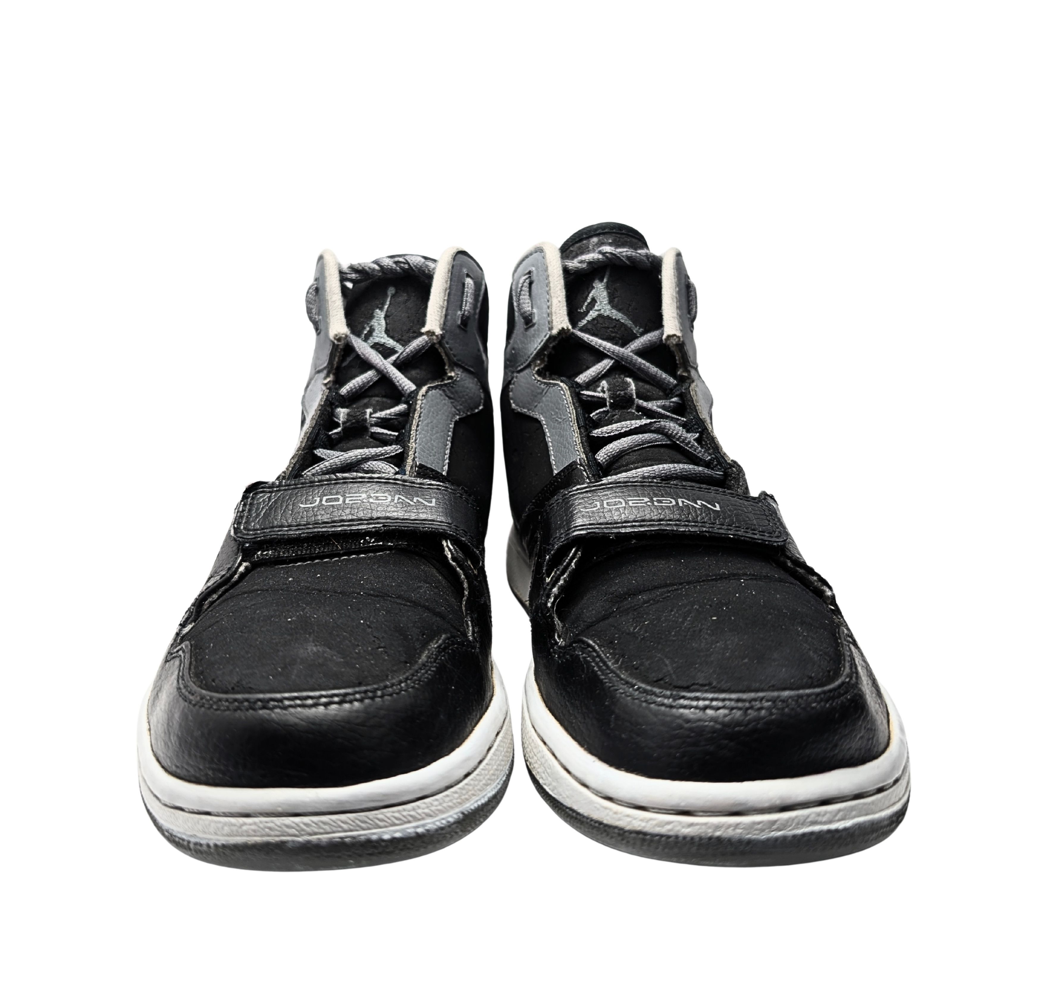 Nike Nike Jordan 23 Size US 10.5 / EU 43-44 - 2 Thumbnail