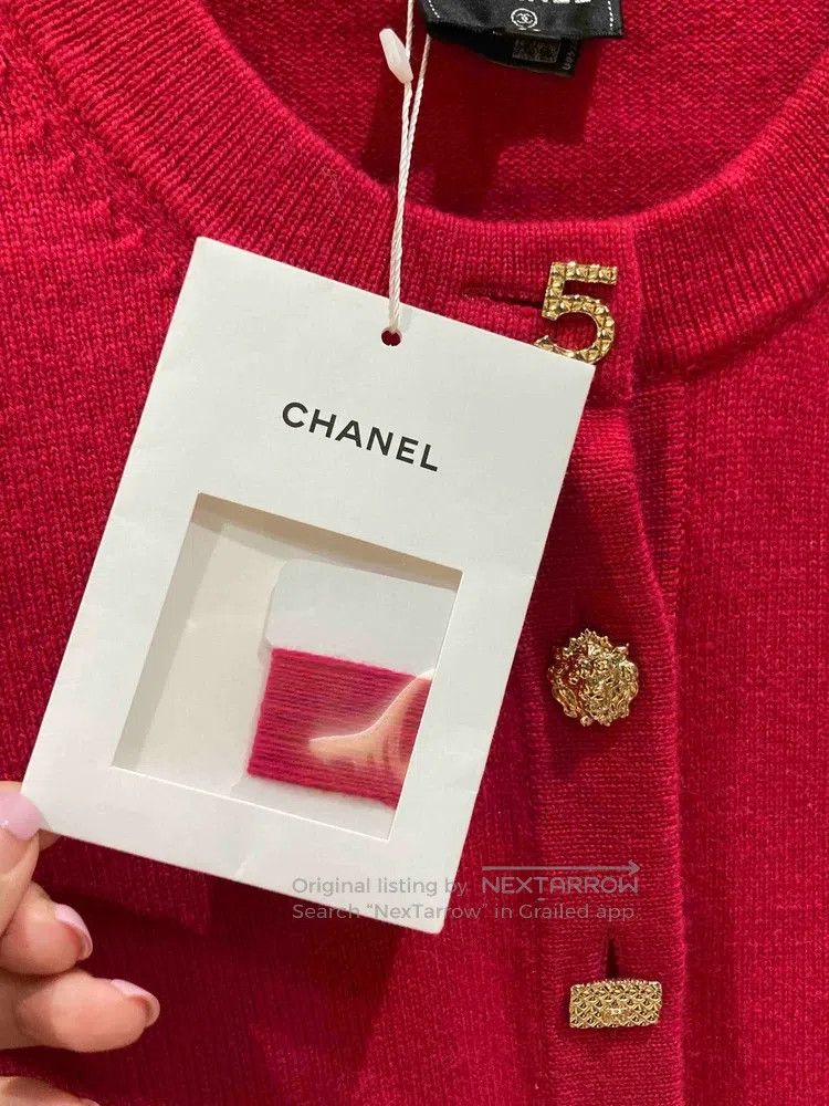 Chanel Chanel 22b Berry Colour Multi-Element Buckle Knitted Cardi Size XS / US 0-2 / IT 36-38 - 6 Thumbnail