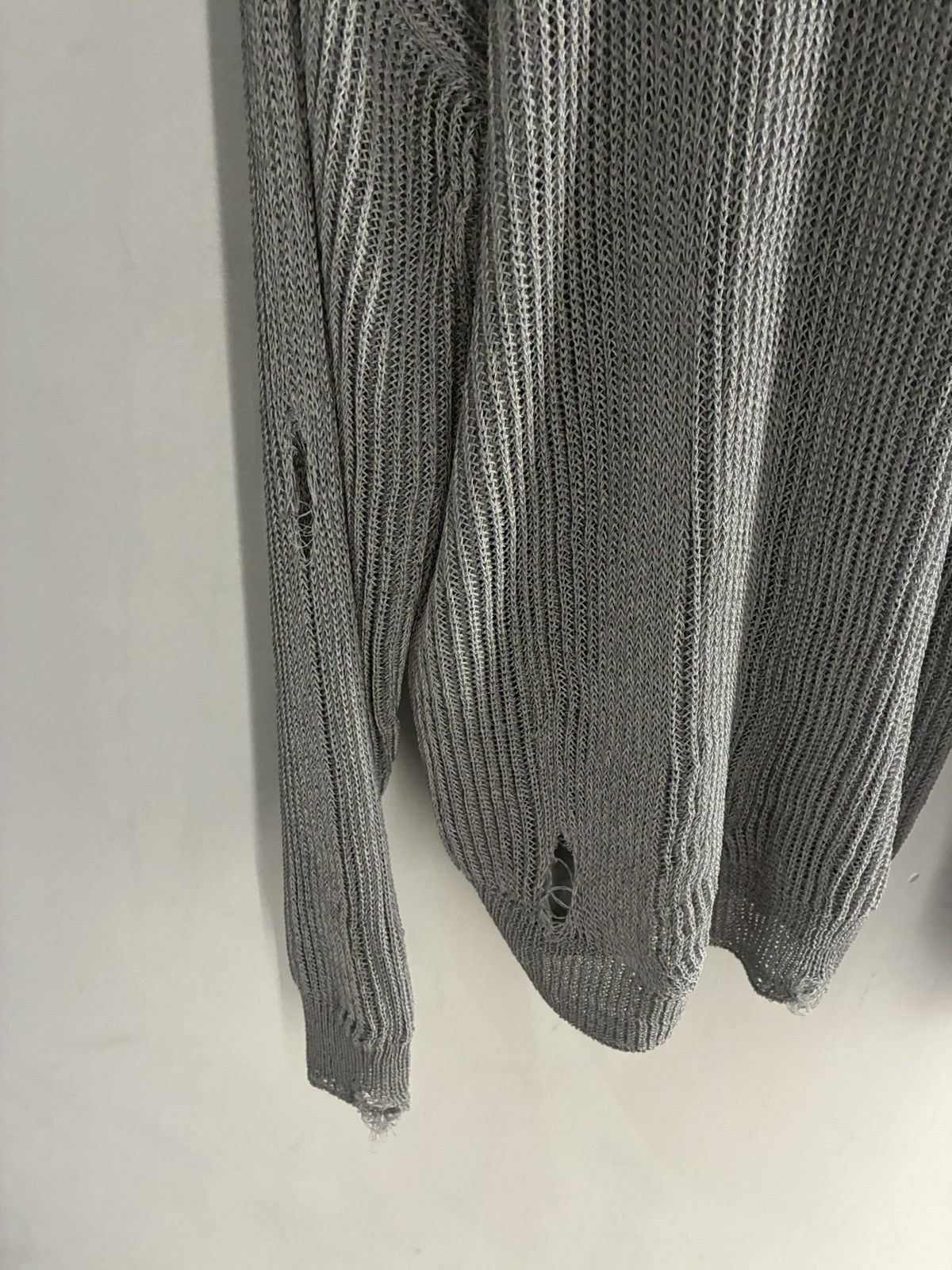 Balenciaga BALENCIAGA Reflective / Distressed Ribs Sweater Size US M / EU 48-50 / 2 - 5 Thumbnail