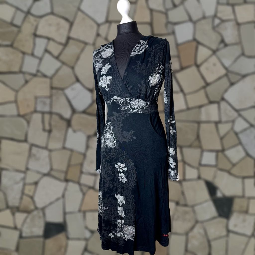 Desigual Desigual Dress Womens L A-Line Dress Black Knee Length Size L / US 10 / IT 46 - 1 Thumbnail