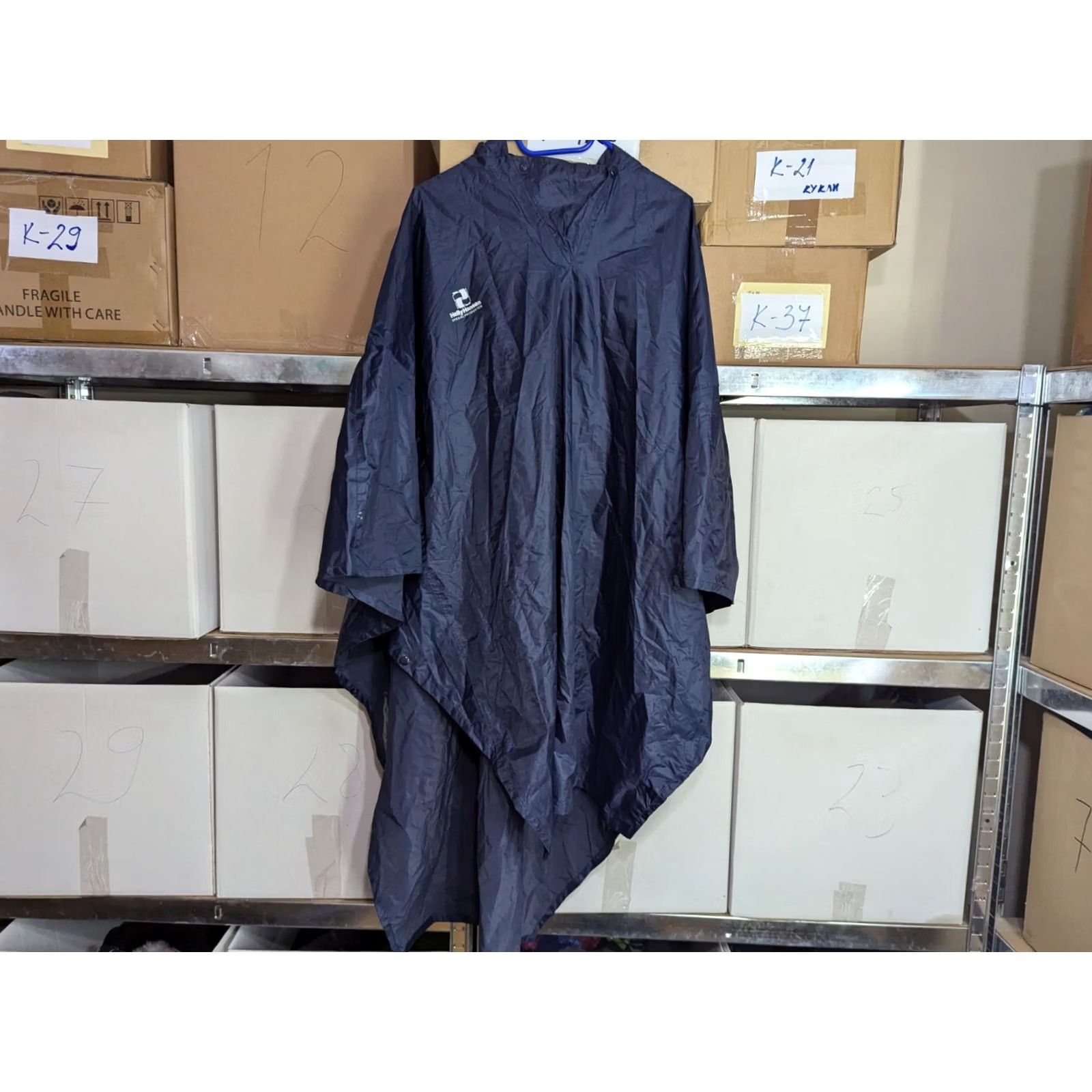 Helly Hansen Vintage Helly Hansen Waterproof Poncho Raincoat Hooded Button Jacket Men Regular One Size Blue Waterproof Hooded Adjustable Size US M / EU 48-50 / 2 - 2 Thumbnail