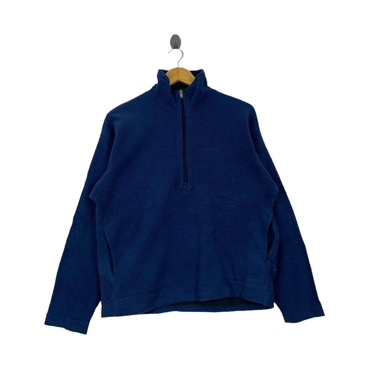 image of Patagonia Outdoor Sportswear Fleece Half Zipper Sweatshirt in Navy, Men's (Size Medium)