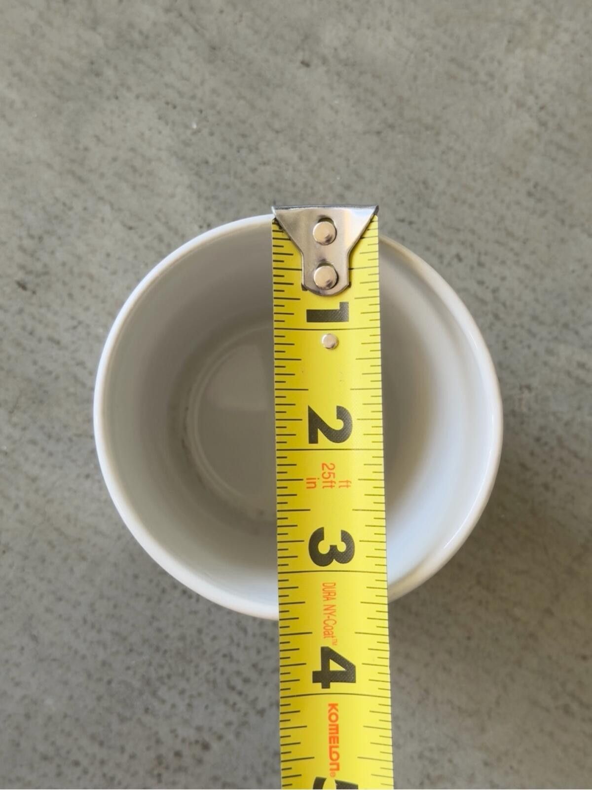 Other White Ceramic Planter Pot / Minimal Modern Indoor Decor Size ONE SIZE - 2 Thumbnail