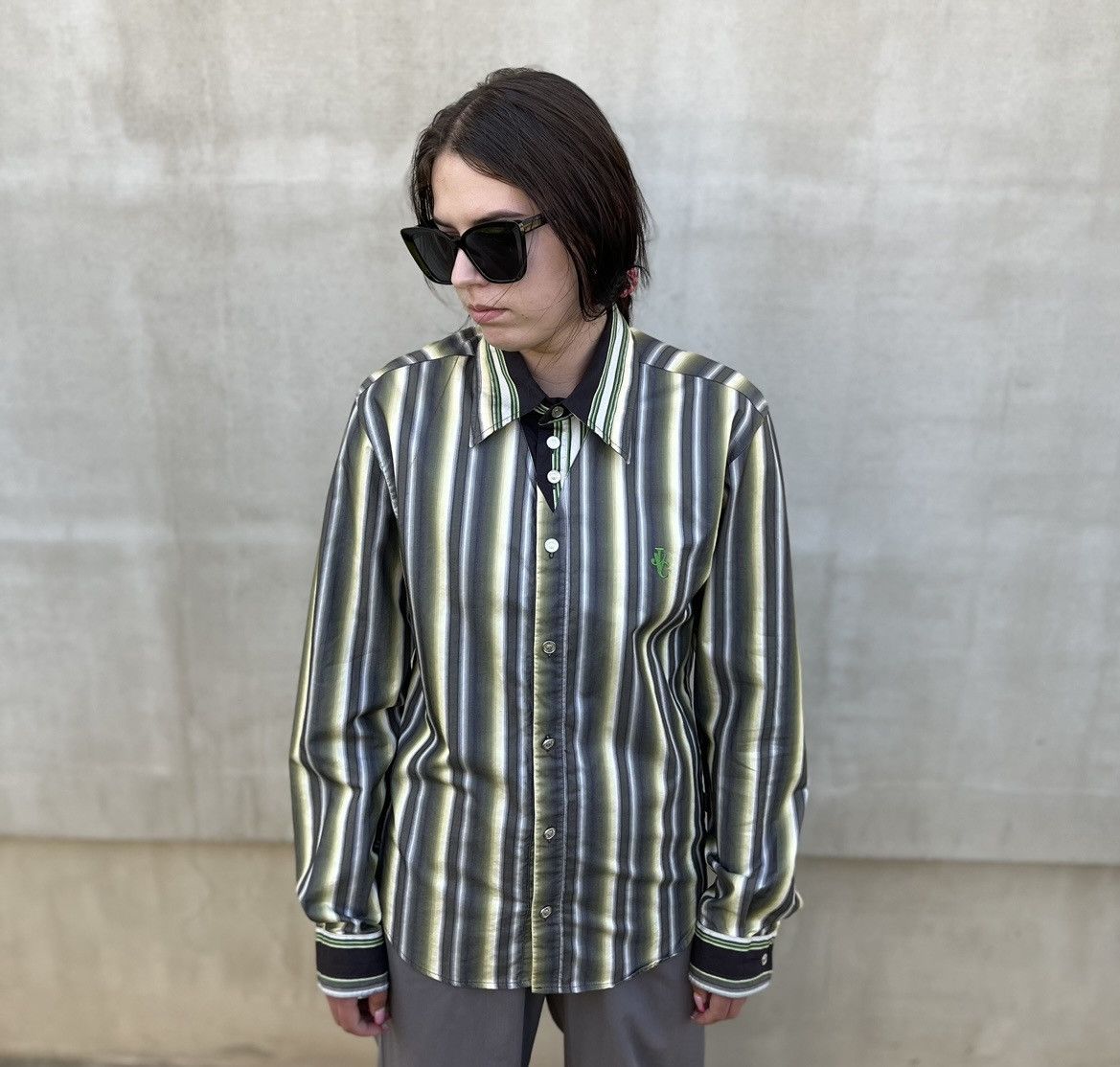 Versace Jeans Couture Versace Jeans Couture Shirt Long Sleeve Collared Striped Size M / US 6-8 / IT 42-44 - 1 Thumbnail