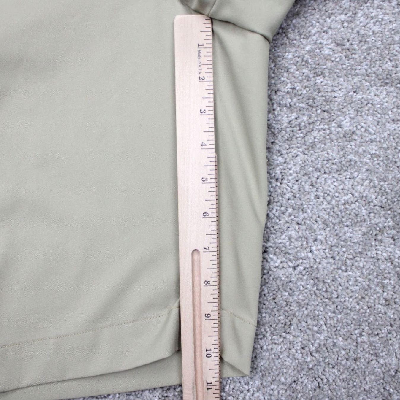 RLX Ralph Lauren RLX Ralph Lauren Shorts Mens 36 Beige Golf Polyester Flat Front 10" Inseam Size US 36 / EU 52 - 4 Thumbnail