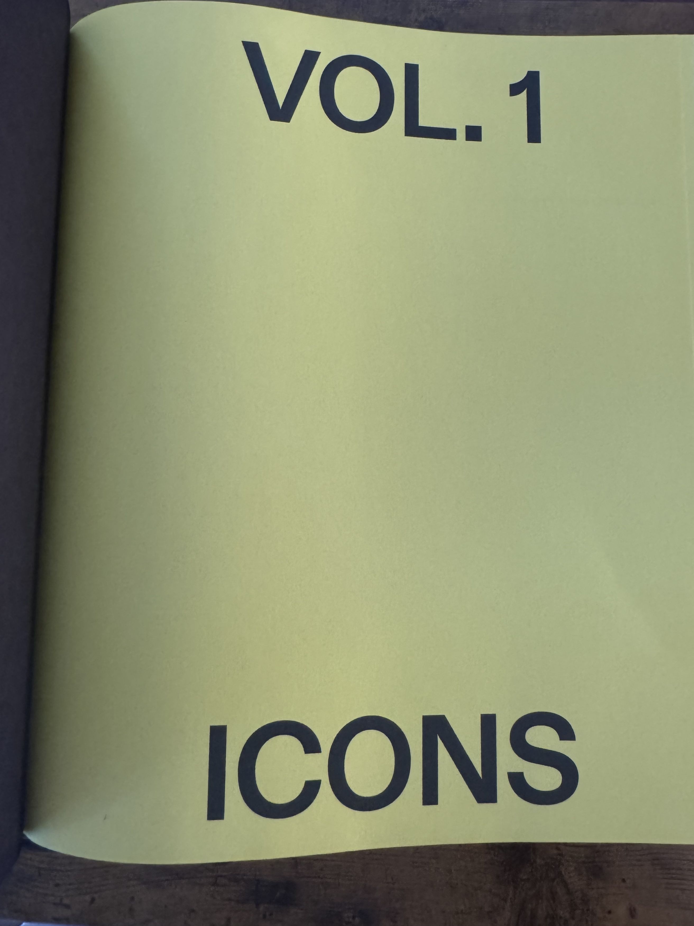 Nike × Off-White Virgil Abloh x Nike “Something’s Off” ICONS Book Size ONE SIZE - 7 Thumbnail