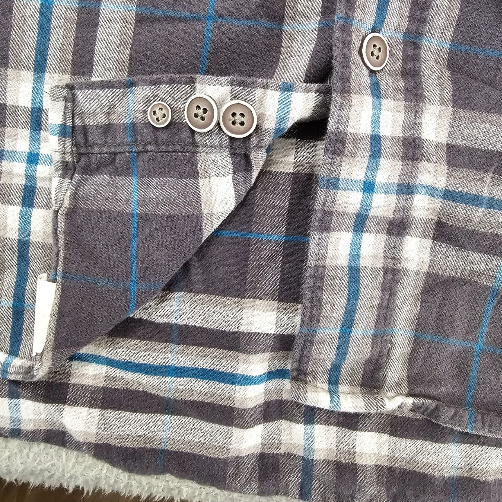 Vintage Cabelas Shirt Mens XL Gray Blue Check Long Sleeve Cotton Button Down Size XL Regular Casual Workwear Button-Up Mens Size US XL / EU 56 / 4 - 5 Thumbnail