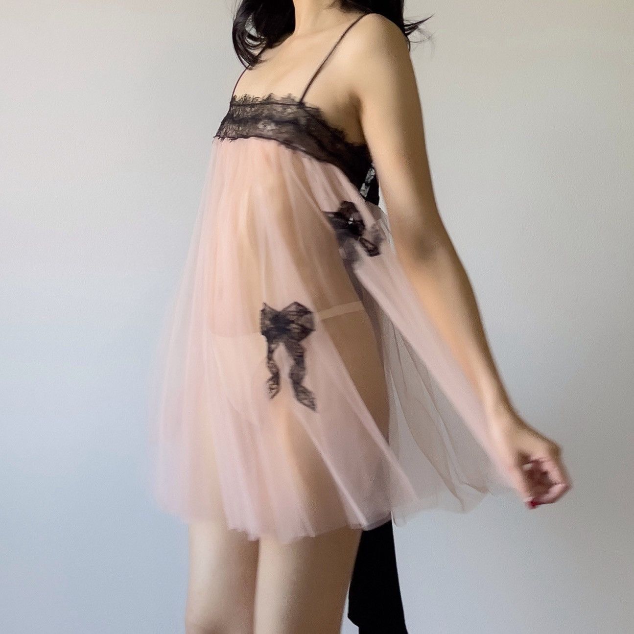 Victoria's Secret Romantic Dusty Pink Mesh & Black Lace Sheer Mini Dress/XS-M Size M / US 6-8 / IT 42-44 - 4 Thumbnail