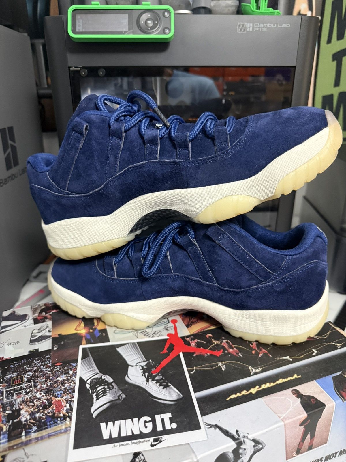 Nike Jordan 11 low derek jeter Size US 11.5 / EU 44-45 - 6 Thumbnail