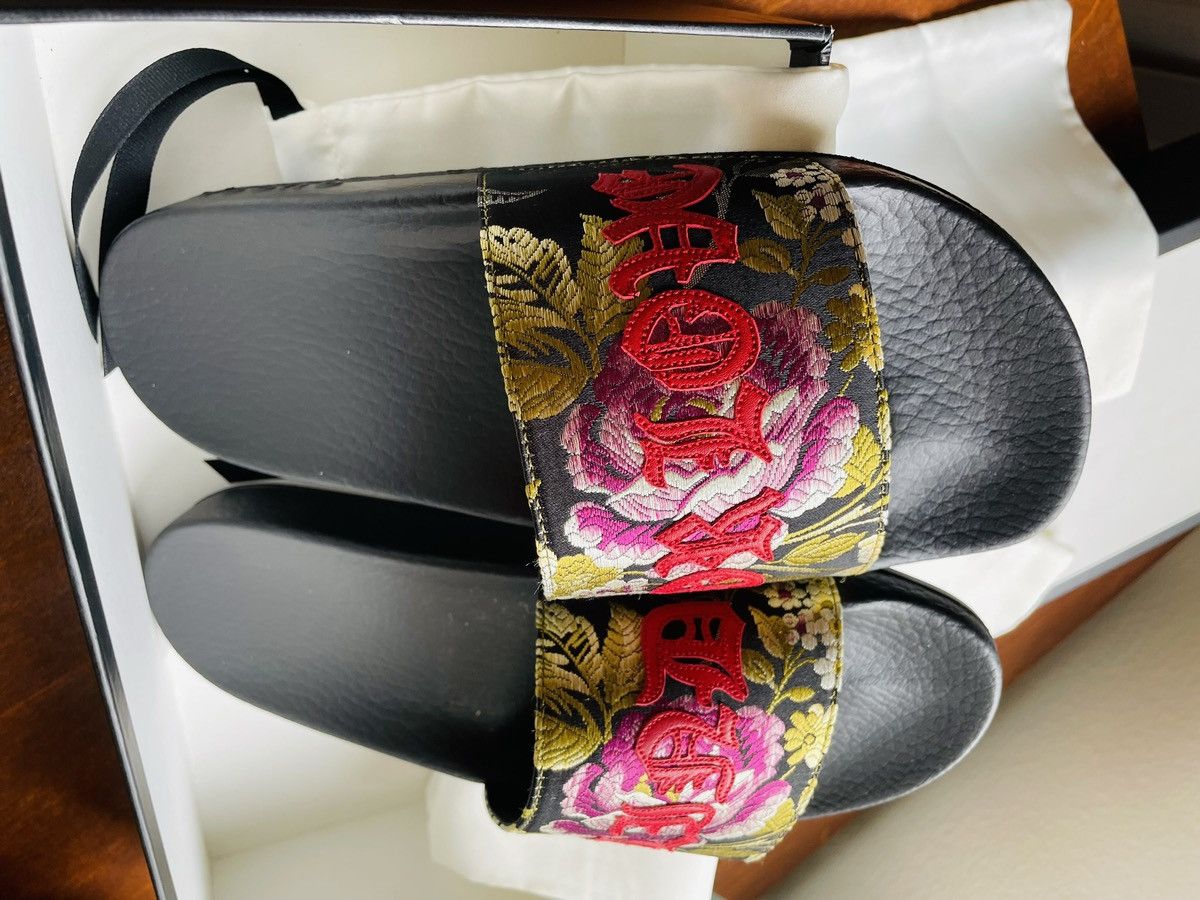 Gucci Authentic New GUCCI floral (blind For Love)Sandals,size8,38 Size US 8 / IT 38 - 9 Thumbnail
