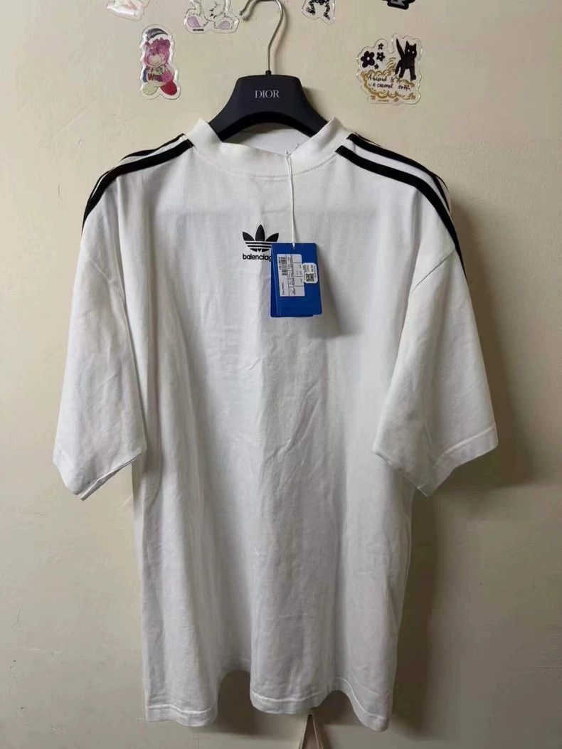Balenciaga Balenciaga Clover co-branded short sleeve 2501-Nextarrow Size US S / EU 44-46 / 1 - 1 Thumbnail