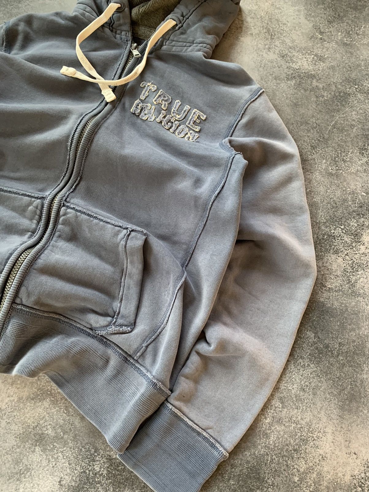 True Religion Vintage True Religion Coll Faded Hoodie Y2K Size US M / EU 48-50 / 2 - 3 Thumbnail