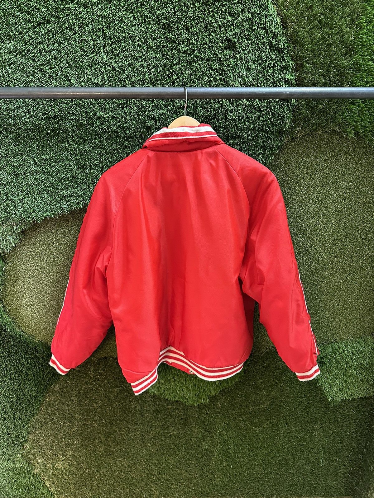 Vintage Vintage 1980s ChevronWear Padded Jacket Large Size US L / EU 52-54 / 3 - 2 Thumbnail