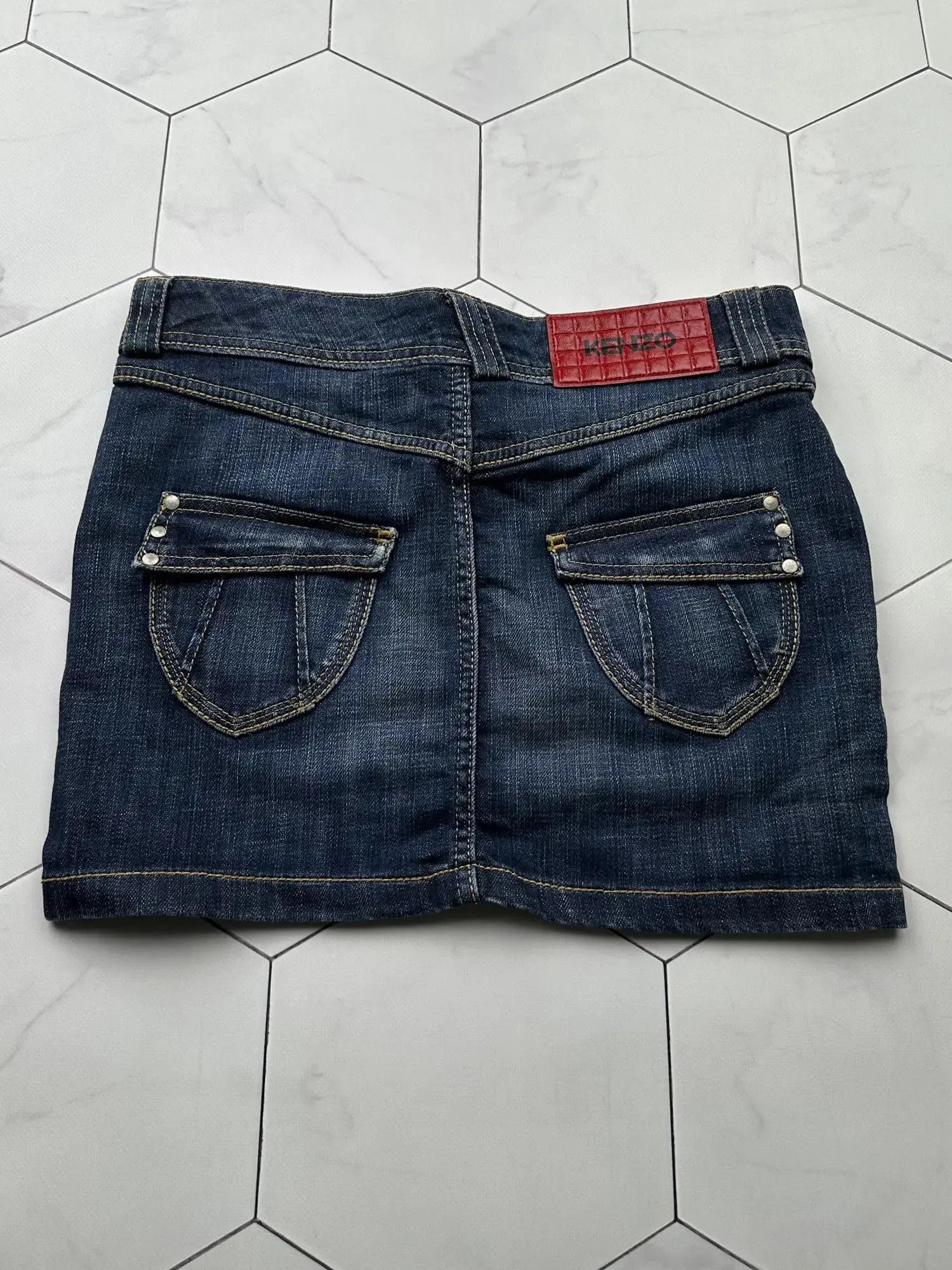 Kenzo Kenzo Vintage Mini Skirt (B251) Size 26" / US 2 / IT 38 - 8 Thumbnail
