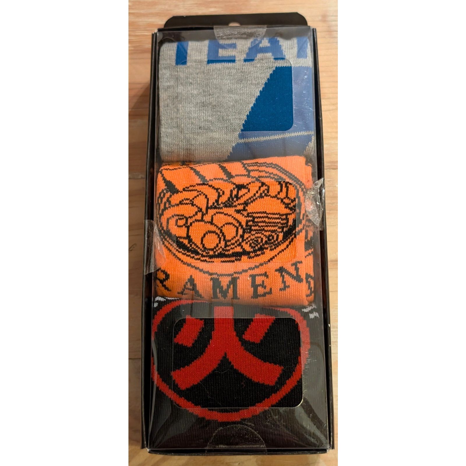 The Unbranded Brand Naruto Shippuden Men's Clan Logos 3-Pack Adult Socks 8-12 Size ONE SIZE - 1 Thumbnail