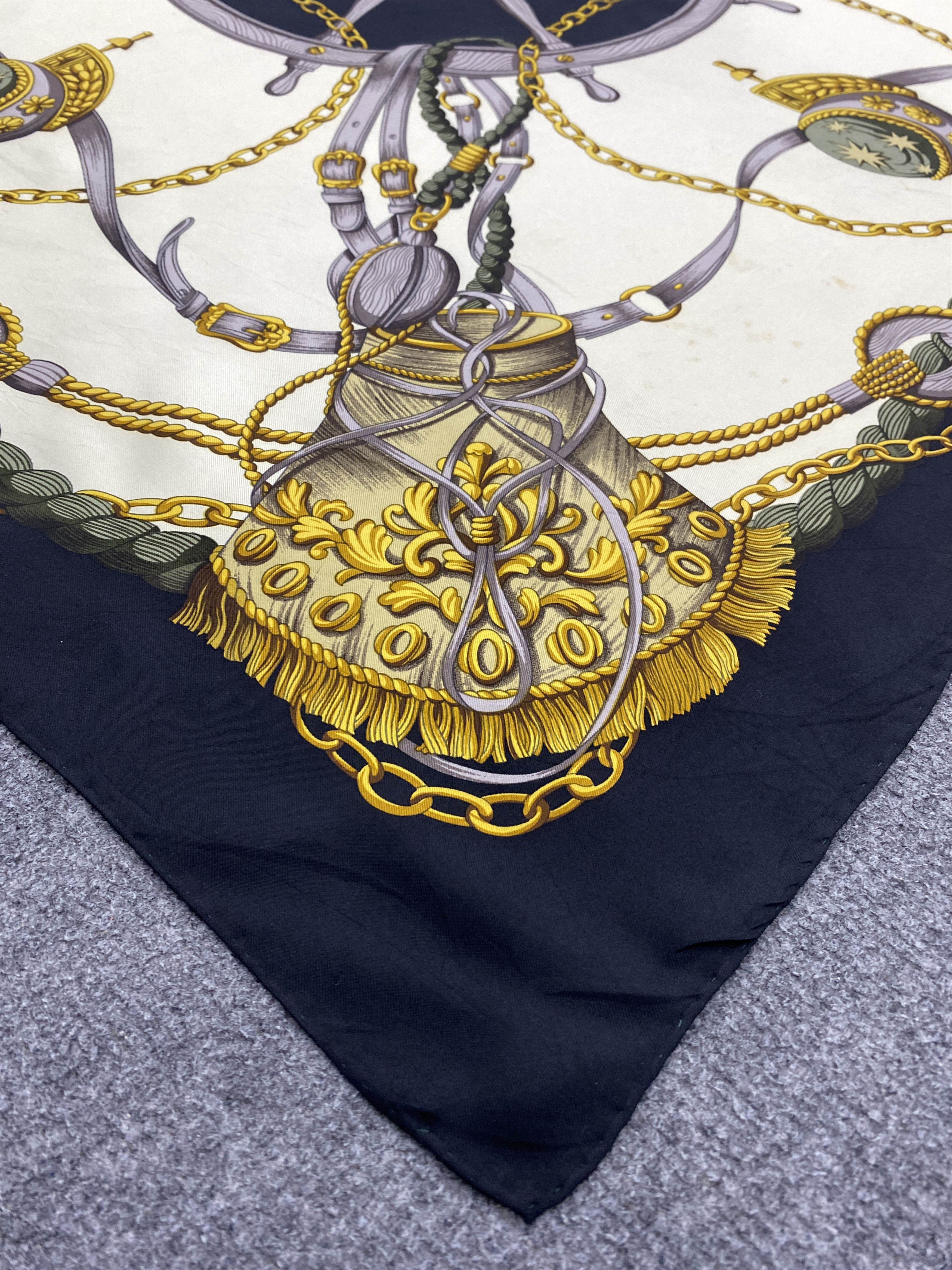 Japanese Brand Japan Designer Silk Scarf / Silk Shawl SN0241 Size ONE SIZE - 3 Thumbnail