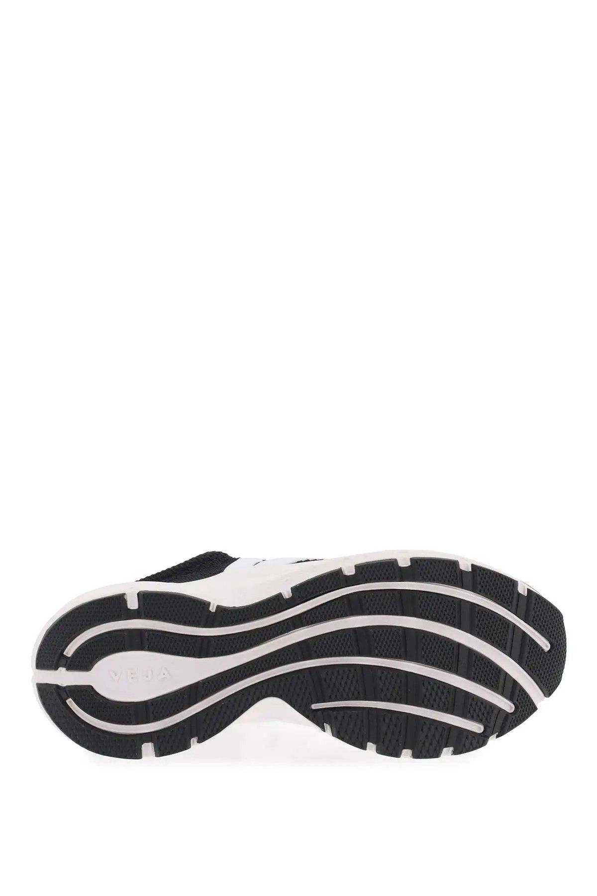 o1s22i1n0324 Marlin V-knit Sneakers in Black