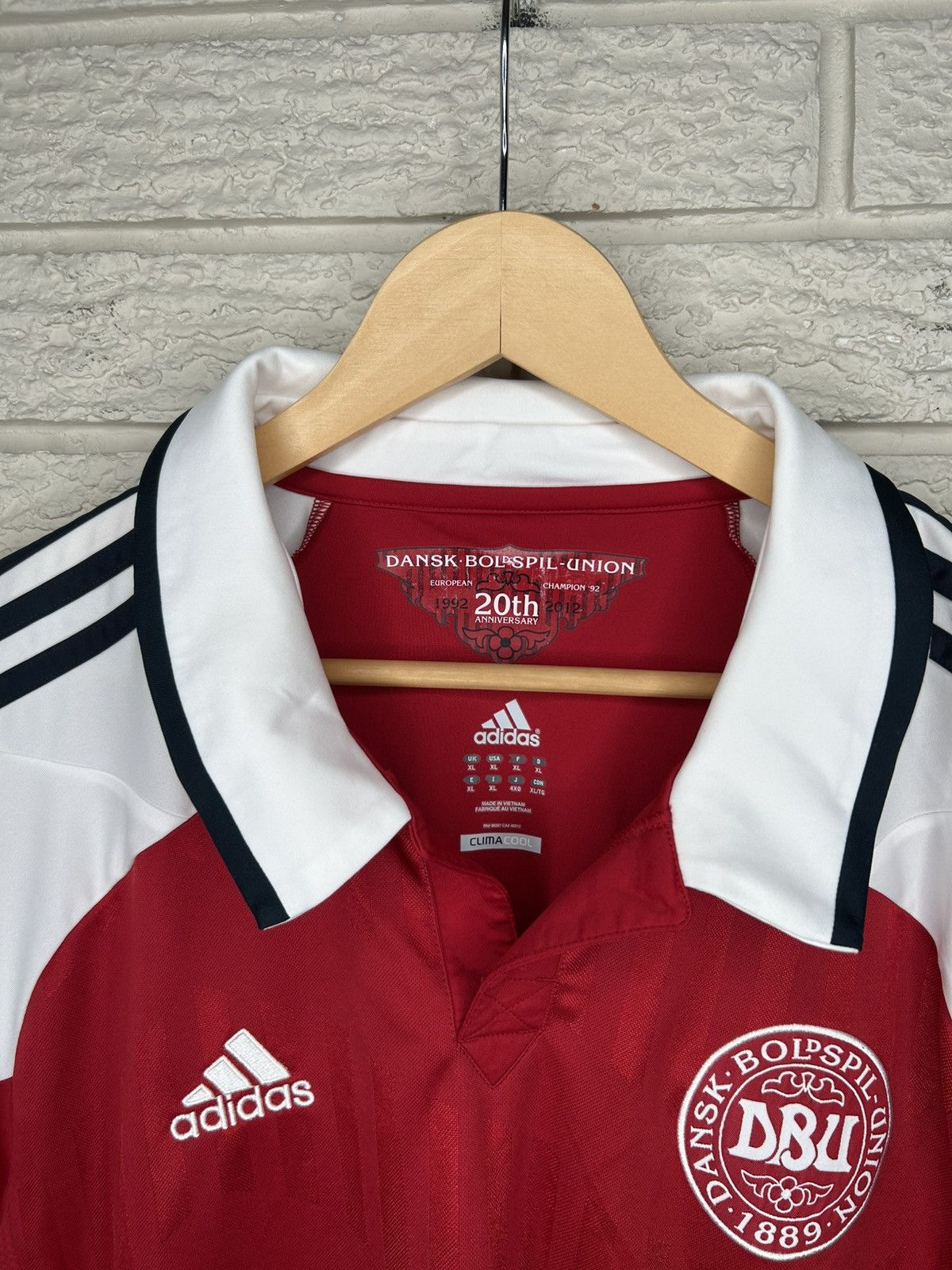 Adidas Adidas Denmark 2012 Home Jersey Size US XL / EU 56 / 4 - 7 Thumbnail