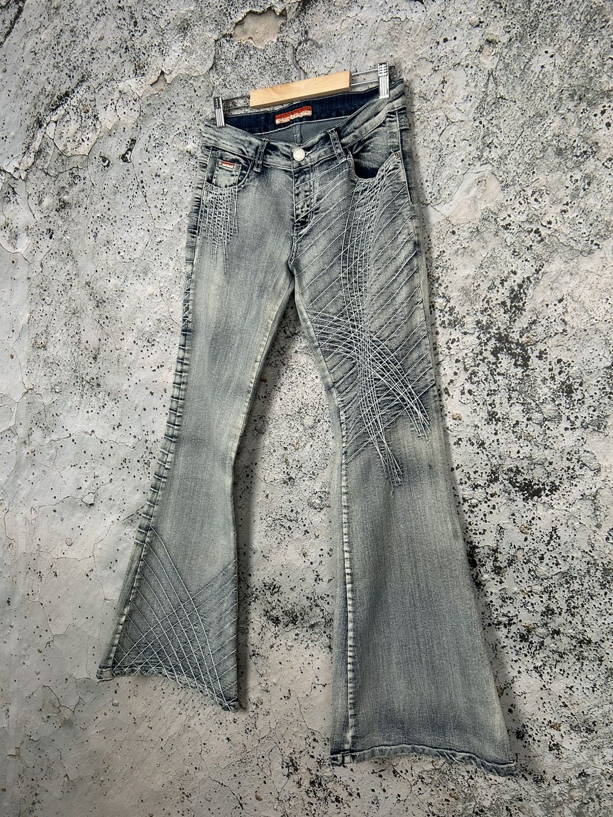Affliction Vintage Flared Jeans Avant Garde Punk Y2K Grunge Affliction Size US 29 - 2 Thumbnail