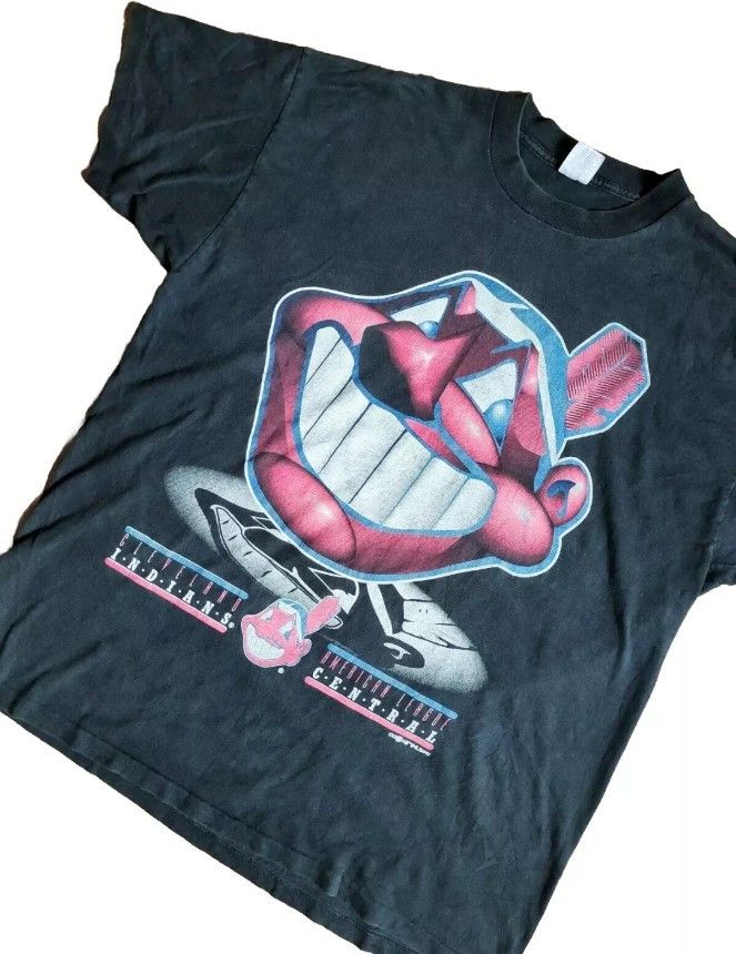 MLB × Vintage Vintage Cleavland Indians Full Logo 90's T-shirt Size US XL / EU 56 / 4 - 2 Thumbnail