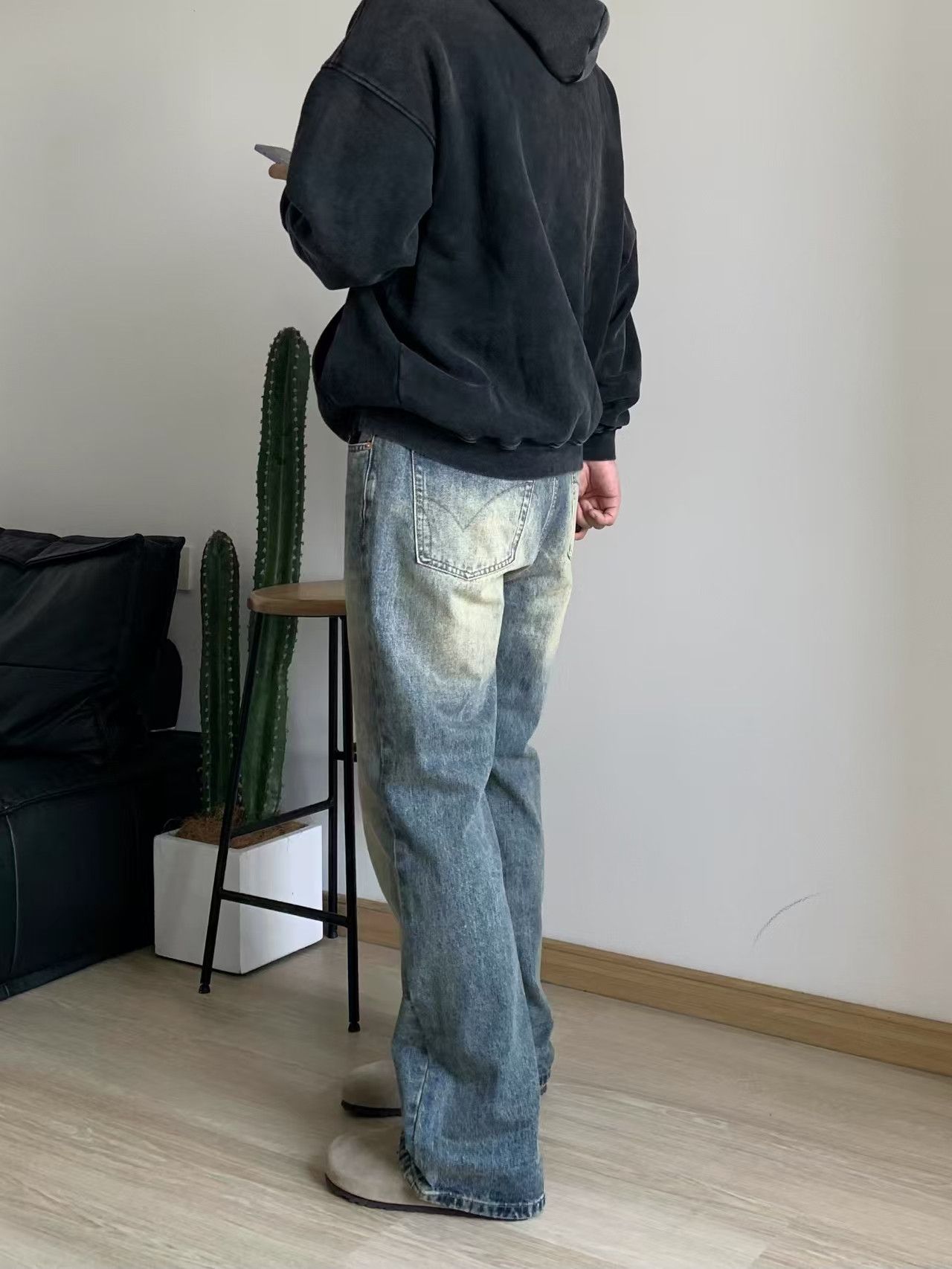 Japanese Brand × Vintage #03 Washed Loose Casual Vintage Street Micro Flare Jeans Size US 36 / EU 52 - 1 Thumbnail