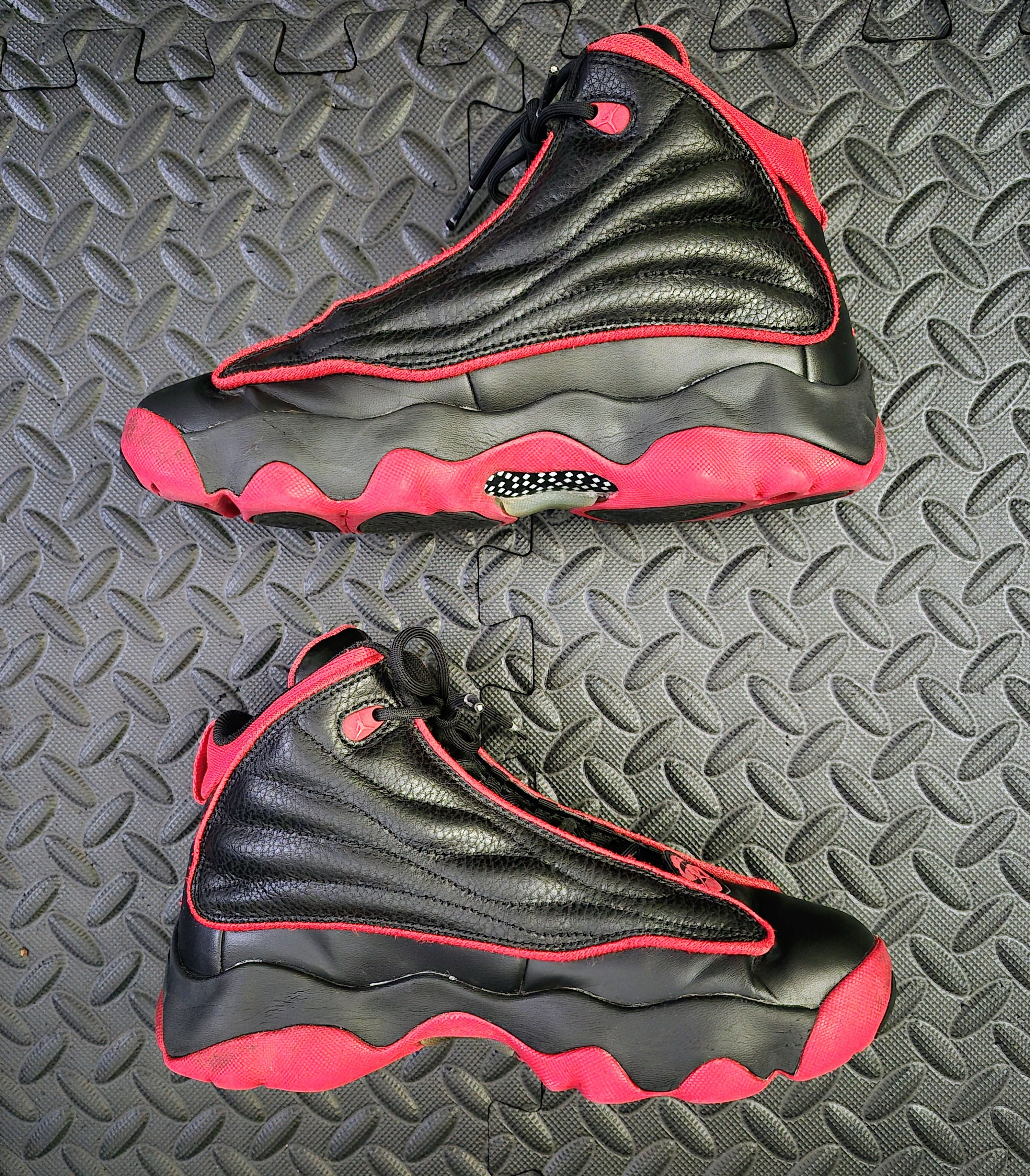 Jordan Brand 6.5Y- Nike Air Jordan Pro Strong Bred Black Red (DC7911-006) Size US 6.5 / EU 39-40 - 2 Thumbnail
