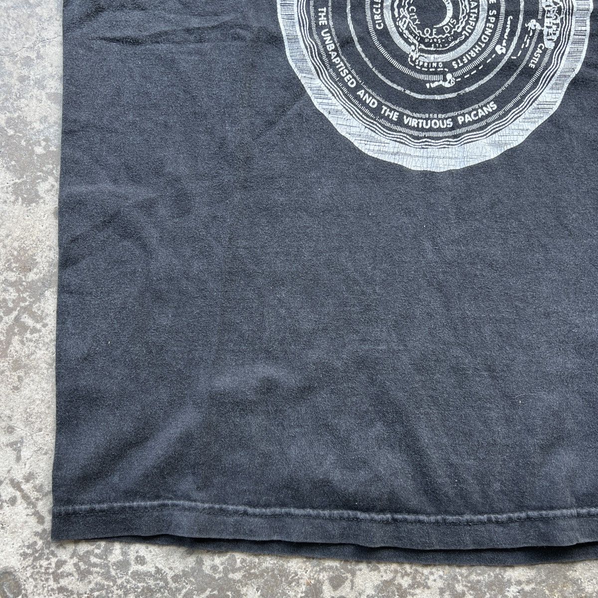Vintage Vintage Sunfaded Nirvana Vestibule Band Tshirt Old Bootleg Size US M / EU 48-50 / 2 - 7 Thumbnail