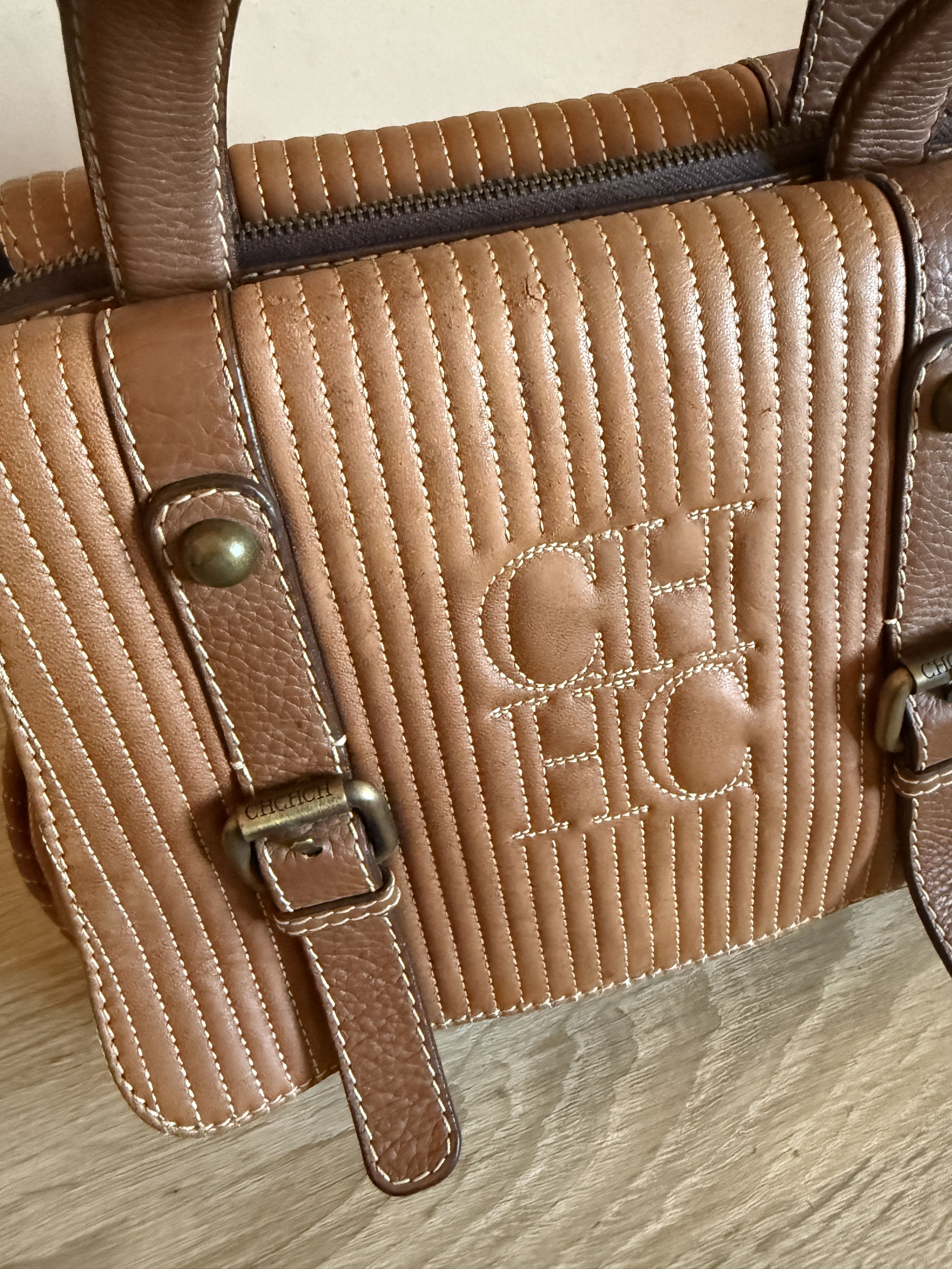 Carolina Herrera Rare handbag quilted leather camel brown CH monogrammed Size ONE SIZE - 6 Thumbnail
