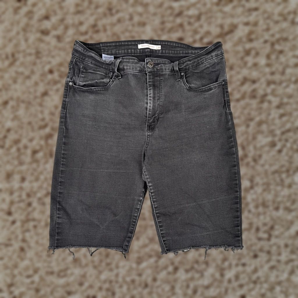 Levi's Levis 721 High Rise Skinny Shorts Womens 33x9 Black Denim Cutoff Frayed Hem Size 24" / US 00 / IT 34 - 1 Thumbnail