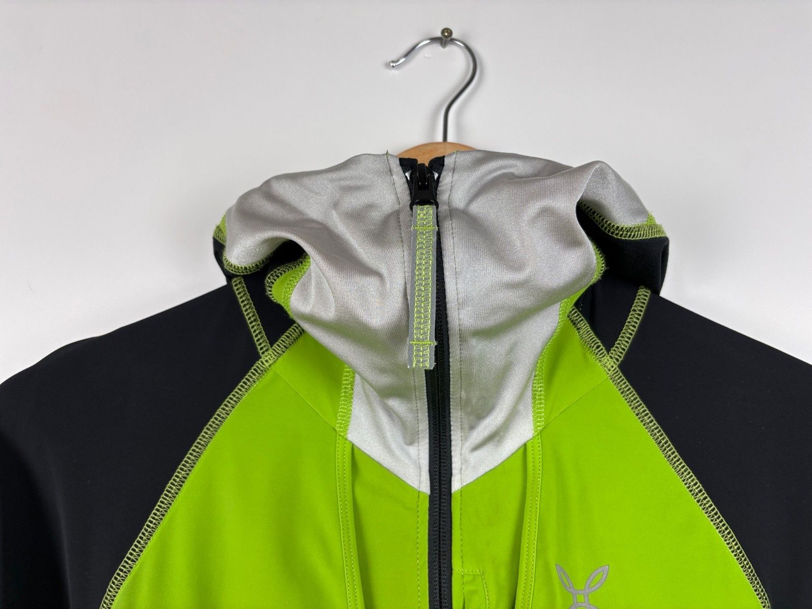 Other Womens Montura Lightweight Activewear Long Sleeve Hoodie L Size L / US 10 / IT 46 - 2 Thumbnail
