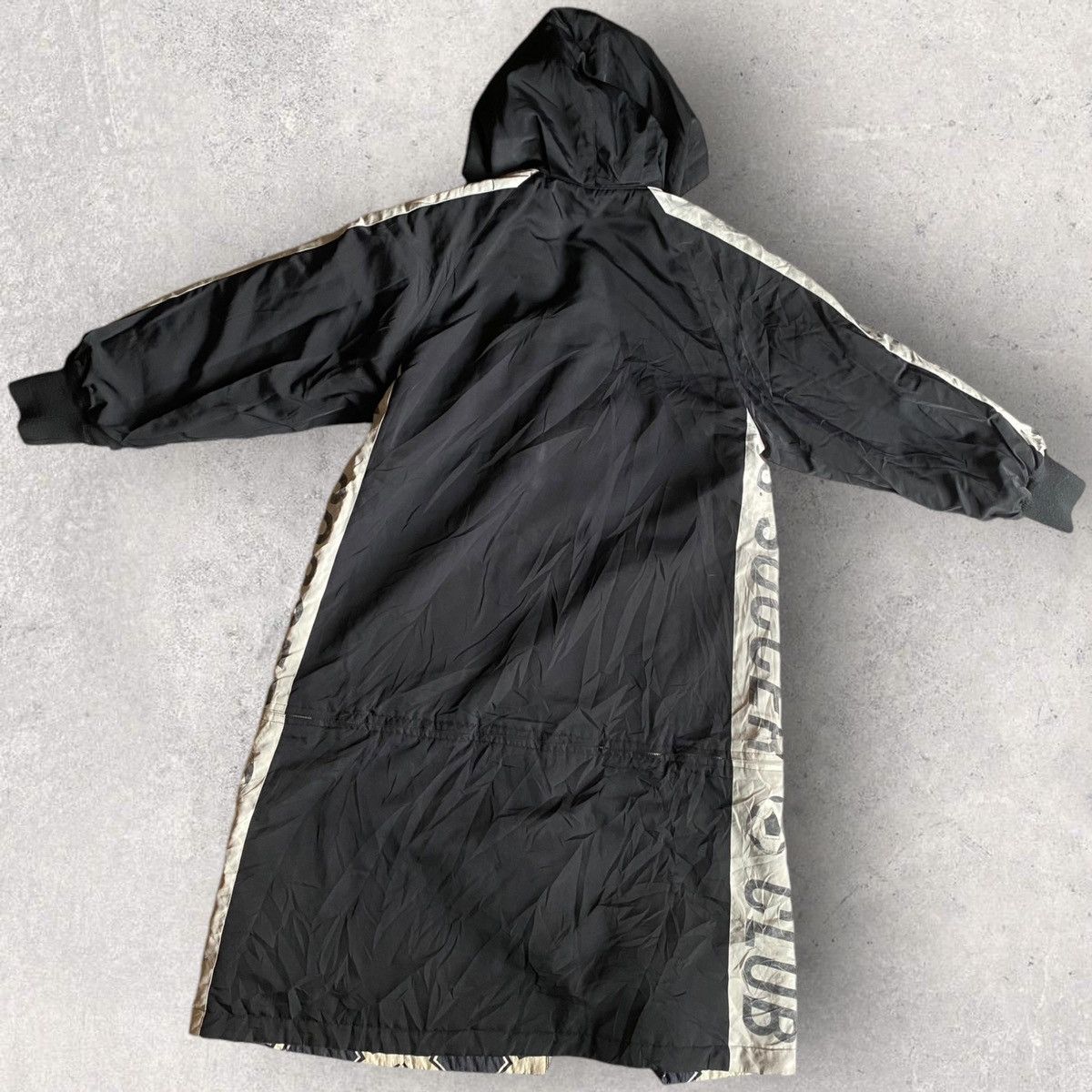 Issey Miyake × Tsumori Chisato × Vintage Vintage IS Sport Chisato Design Soccer Club Nylon Reversible Size US M / EU 48-50 / 2 - 15 Thumbnail