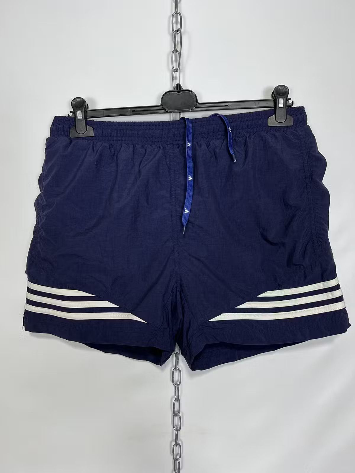 Adidas Vintage Adidas men’s shorts Size US 32 / EU 48 - 1 Thumbnail