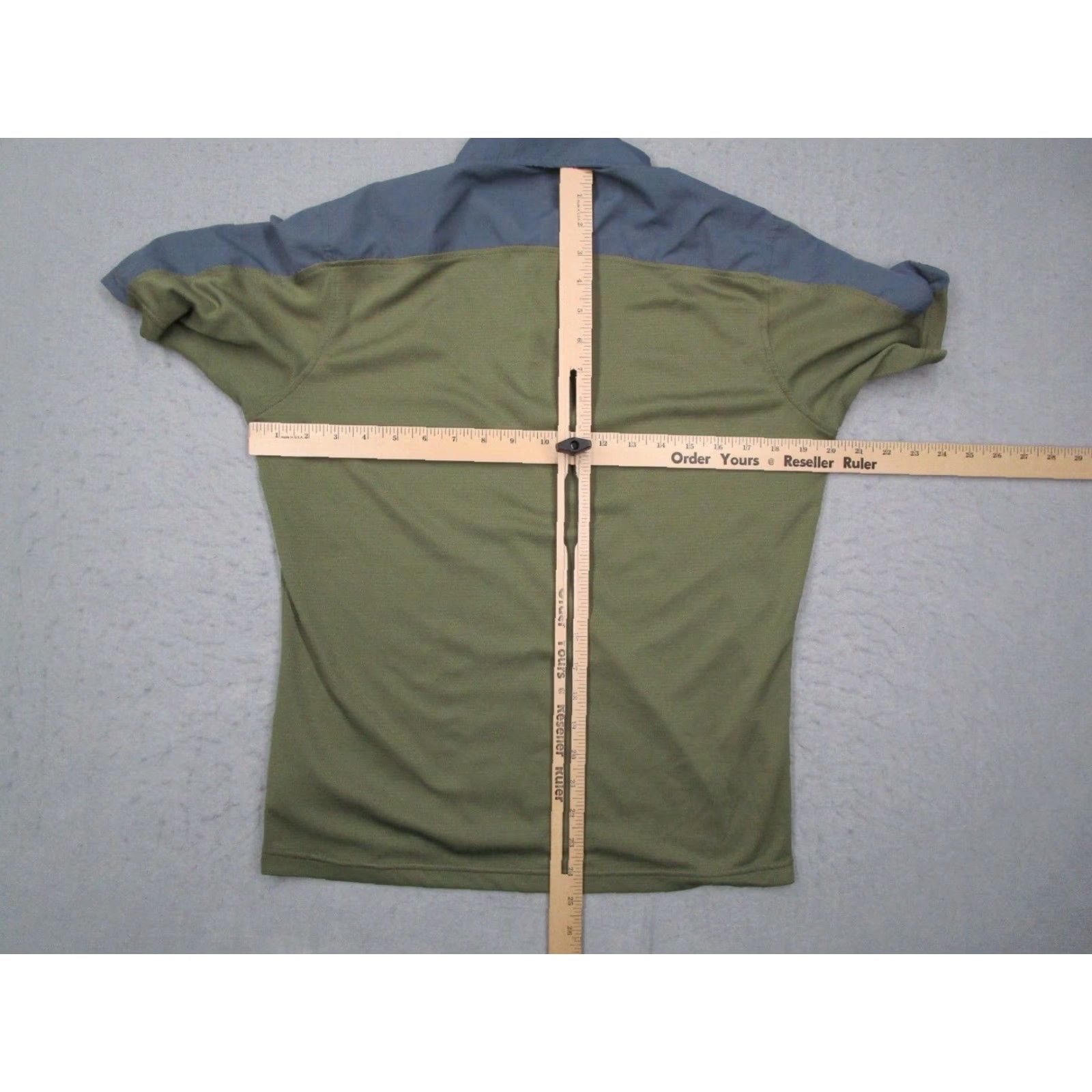 Mountain Hardwear Mountain Hardwear Shirt Mens Green Medium Quarter Zip Performance Polo Work Hike Size US M / EU 48-50 / 2 - 5 Thumbnail