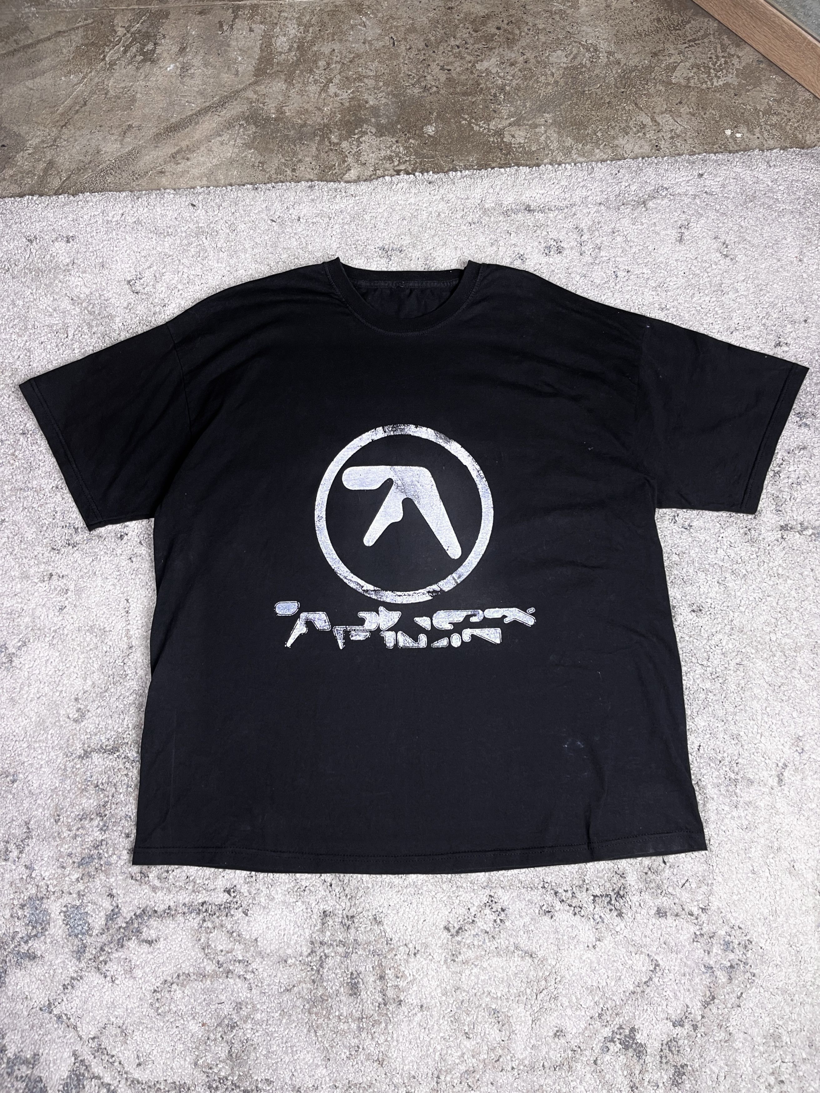 Vintage 2000s APHEX TWIN LOGO FADED TEE - № 875 Size US XL / EU 56 / 4 - 1 Thumbnail