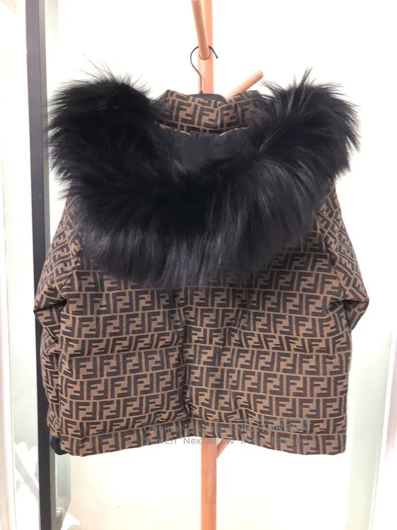 Fendi Fendi All-Print Down Jacket Size S / US 4 / IT 40 - 2 Thumbnail