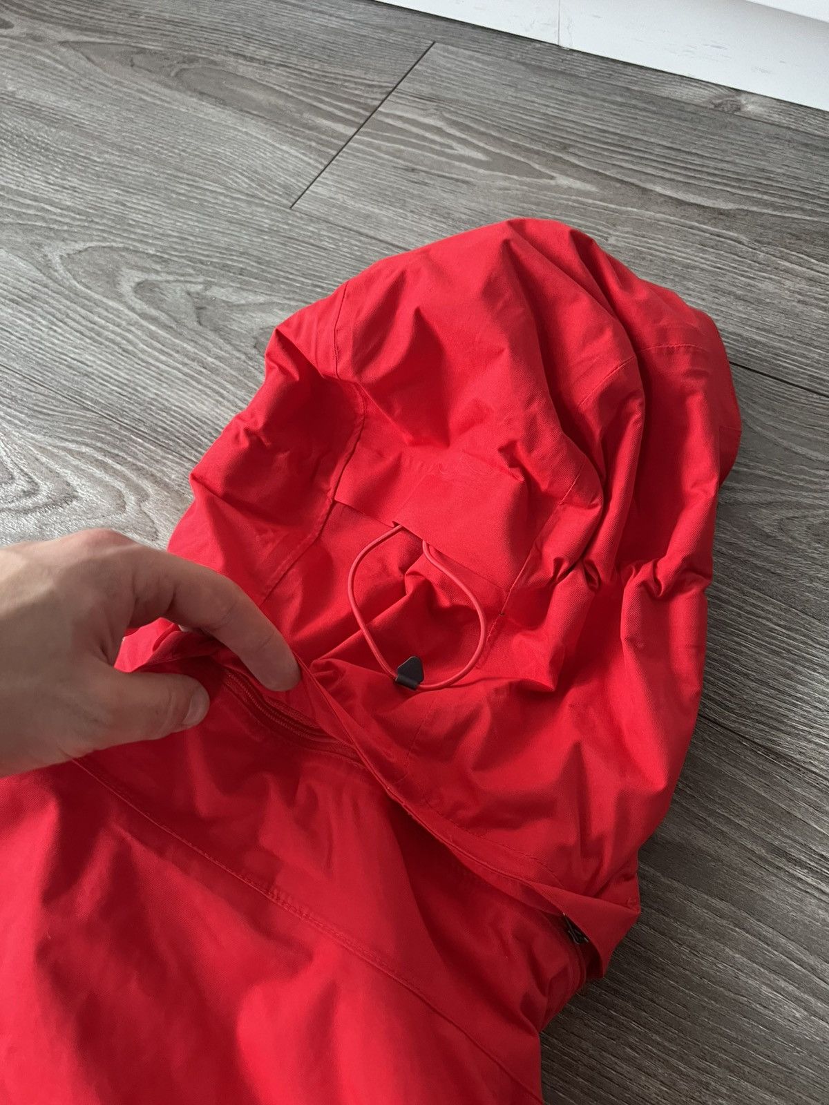 Nike ACG Vintage Nike Acg Waterproof Gorpcore Red Men’s Reg Jacket Size US L / EU 52-54 / 3 - 25 Thumbnail