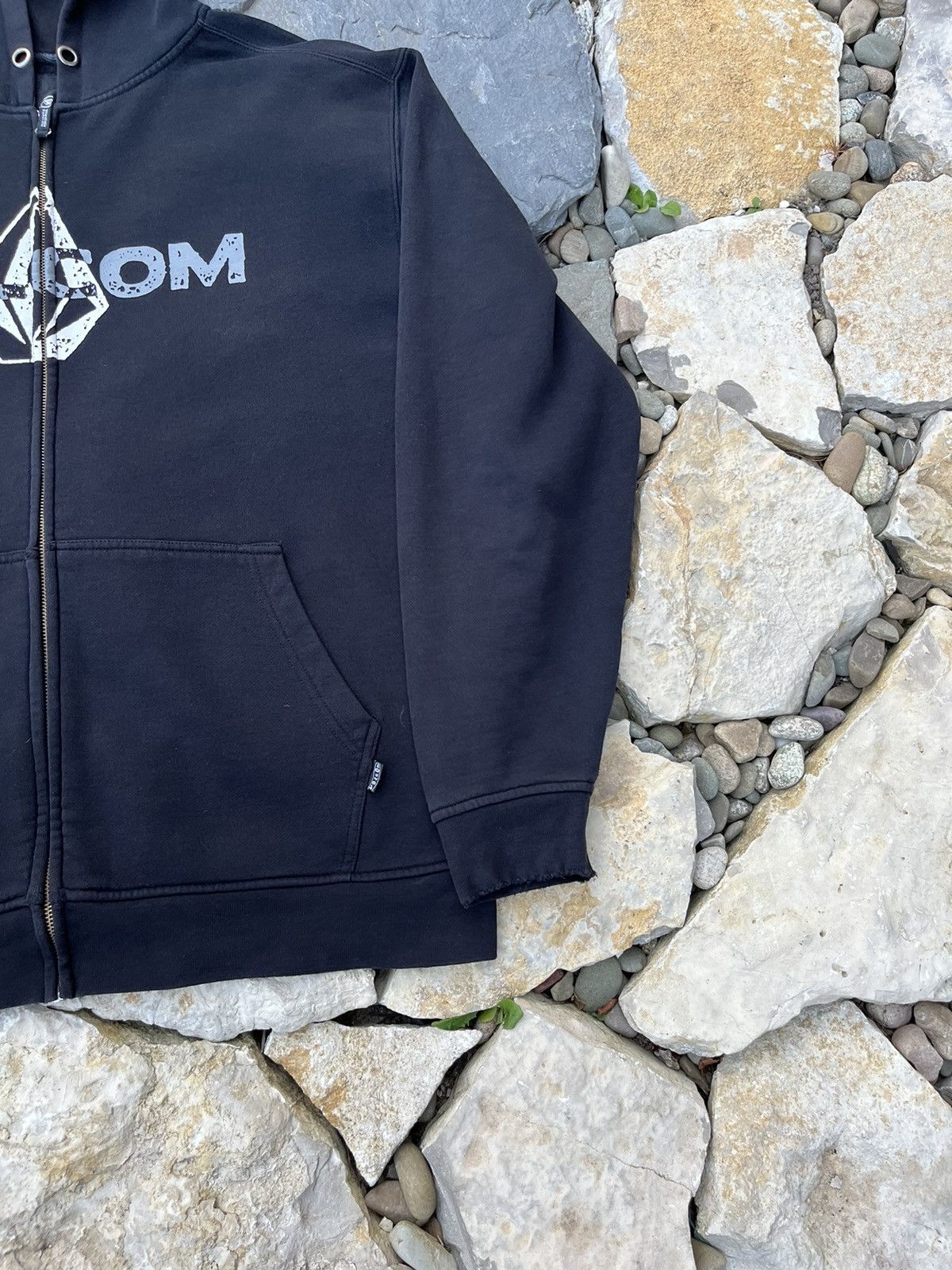 Vintage × Volcom Vintage Volcom y2k zip hoodie big logo sweatshirt retro Size US L / EU 52-54 / 3 - 6 Thumbnail