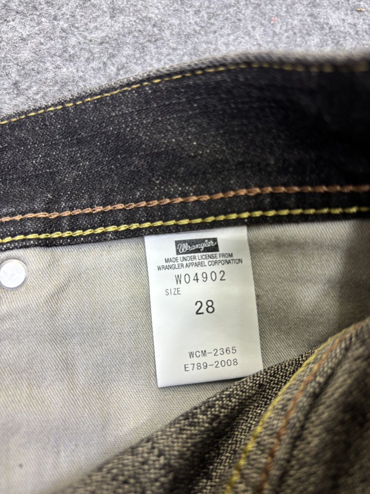 Wrangler 💥Insane 90s Style Wrangler Crazy Fades Style Denim F863 Size US 29 - 13 Thumbnail